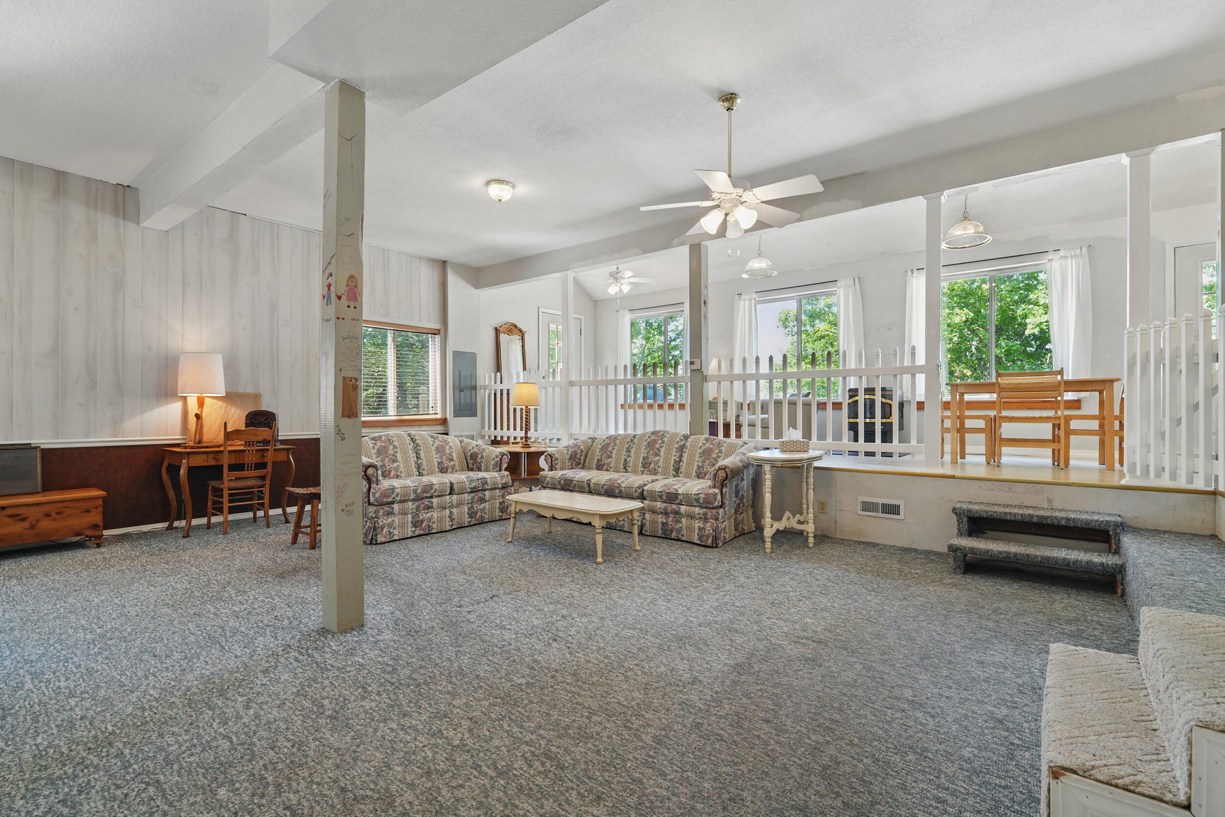 property viewer photo 9