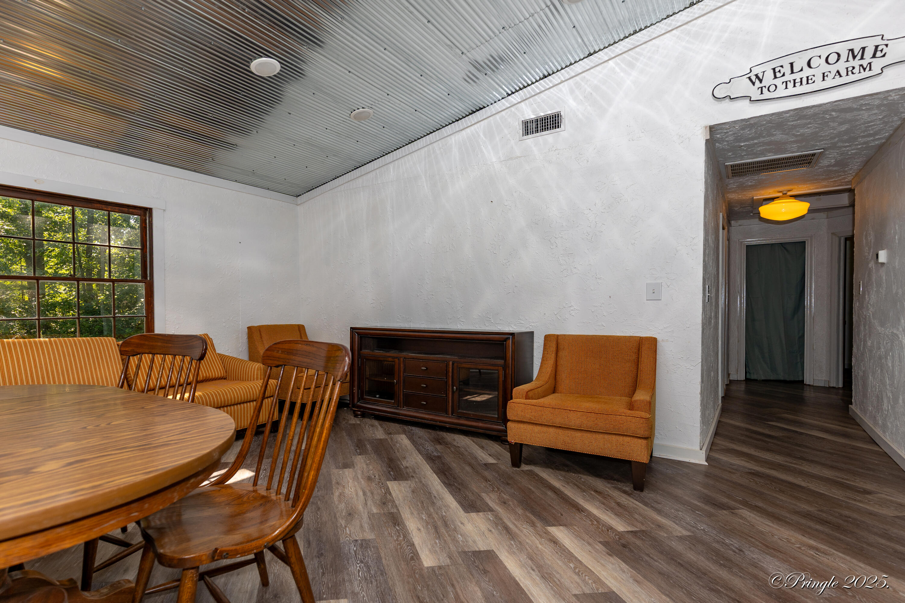 property viewer photo 10