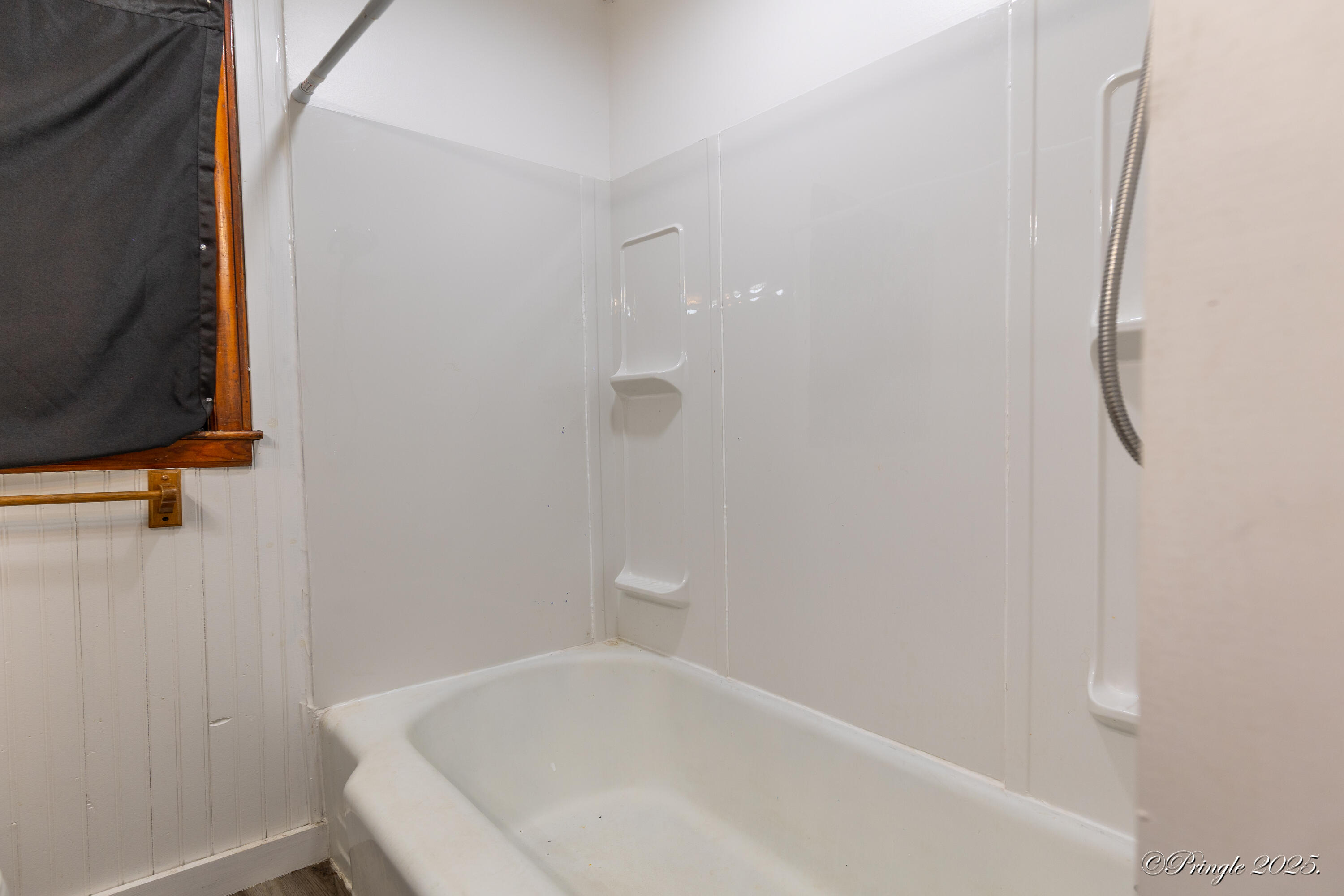 property viewer photo 15