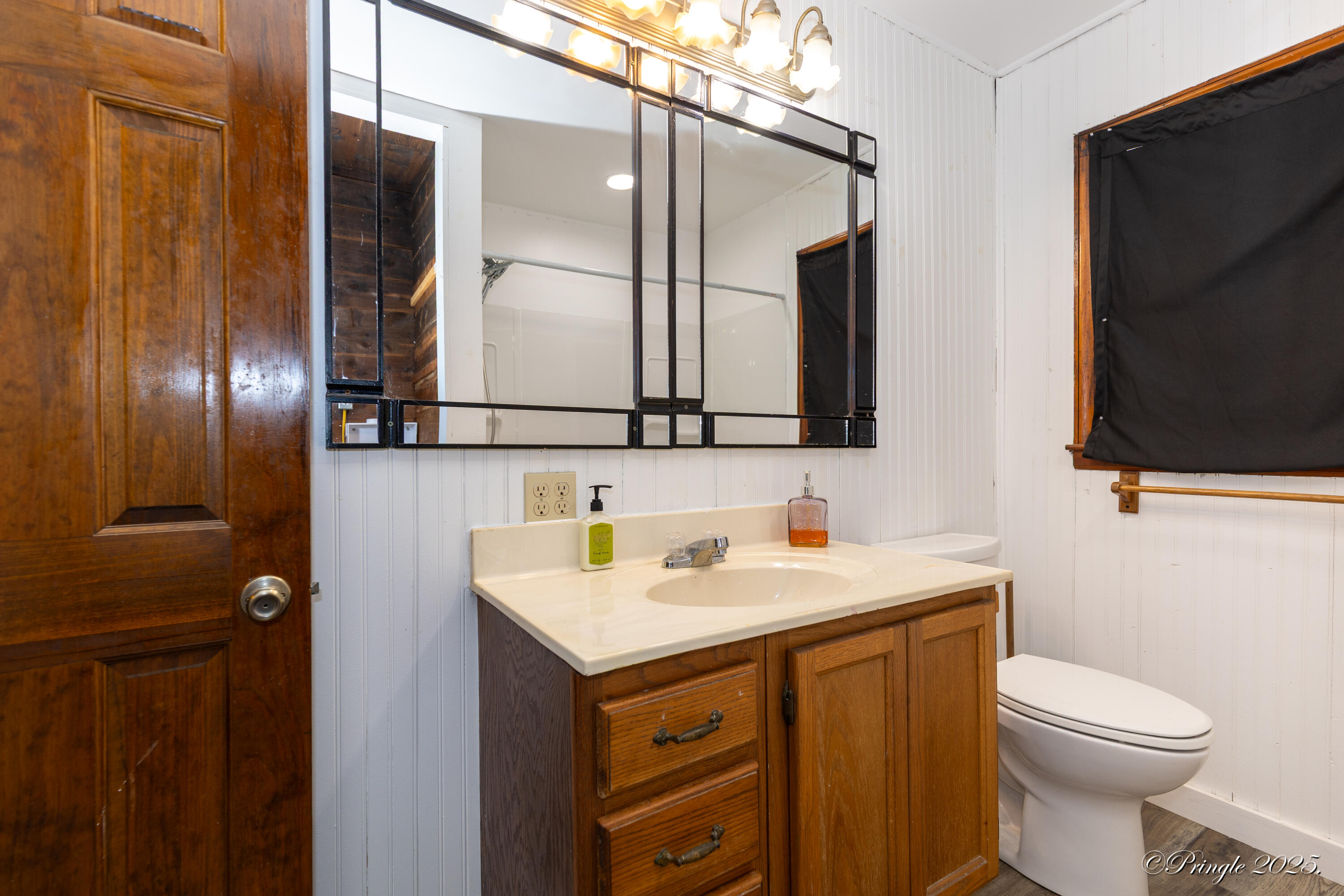 property viewer photo 16