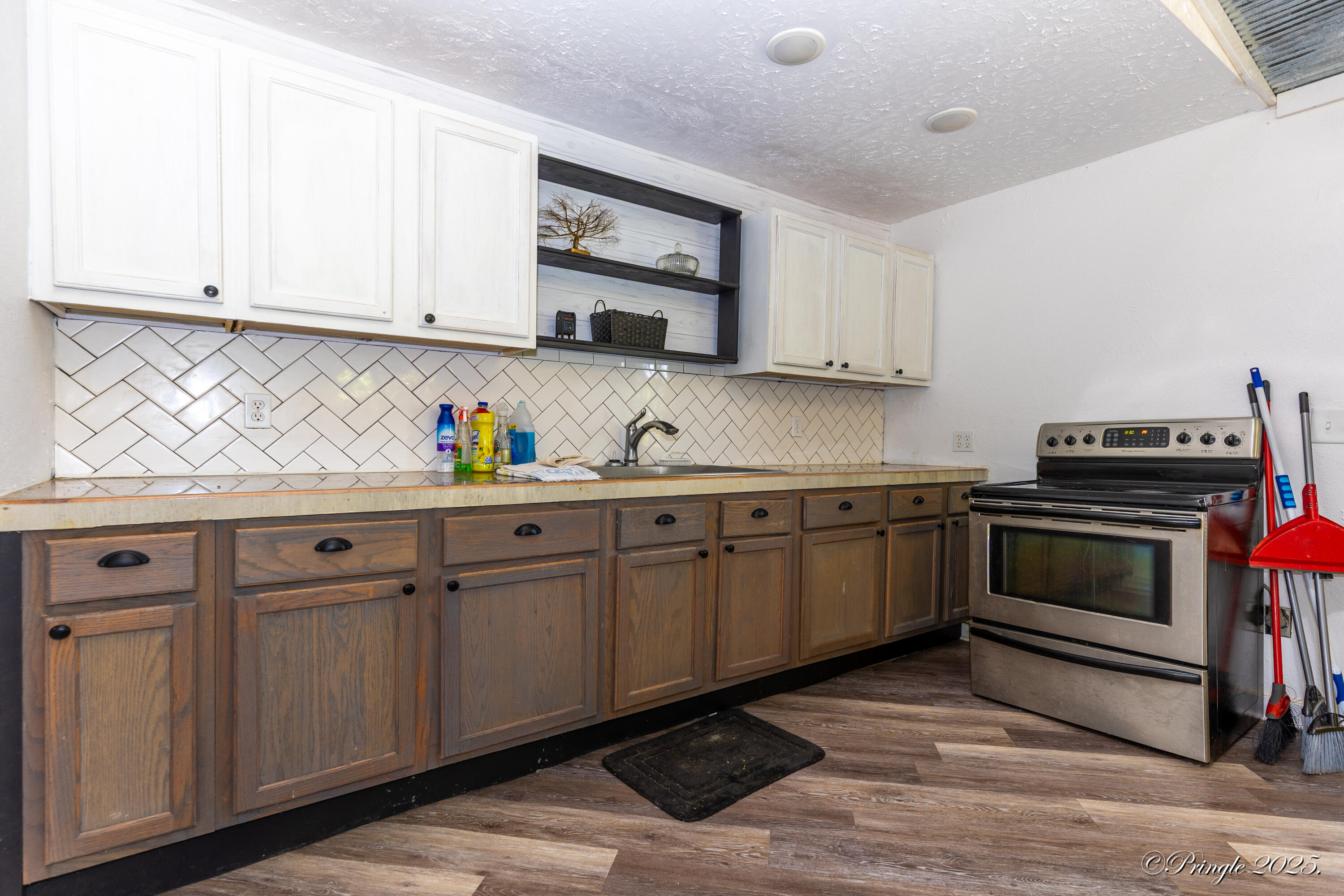 property viewer photo 5