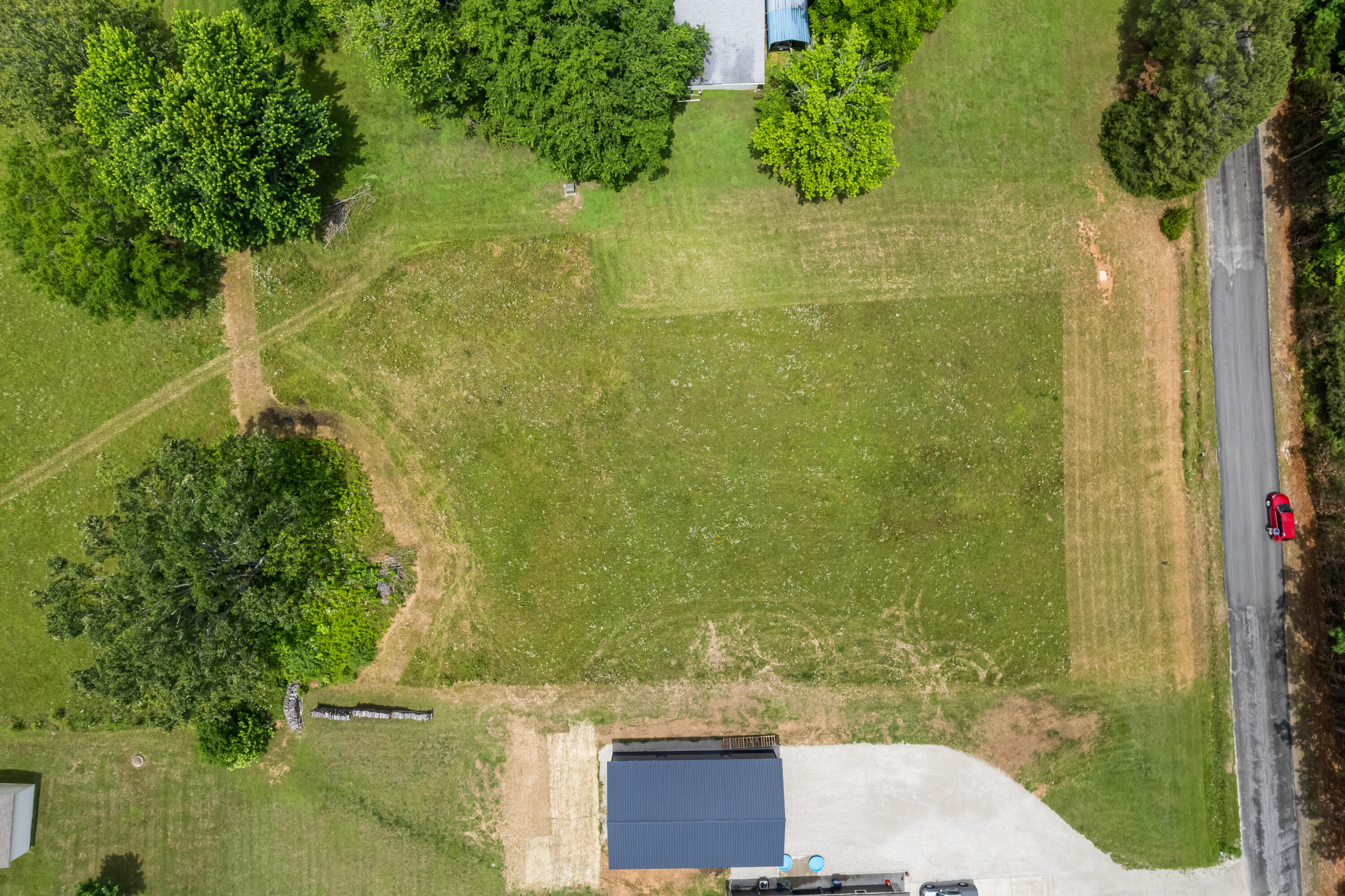 main property photo 7