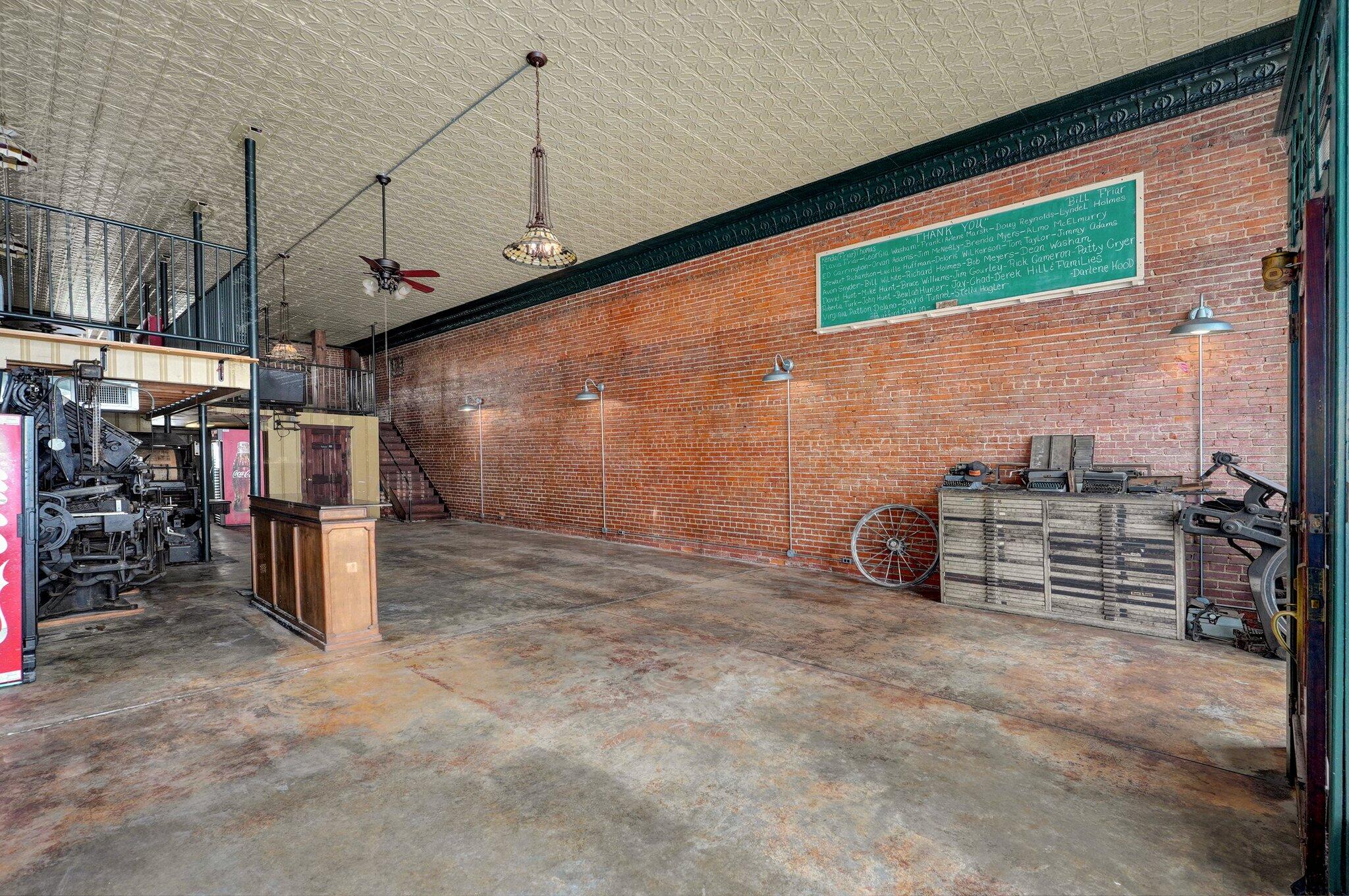 main property photo 9