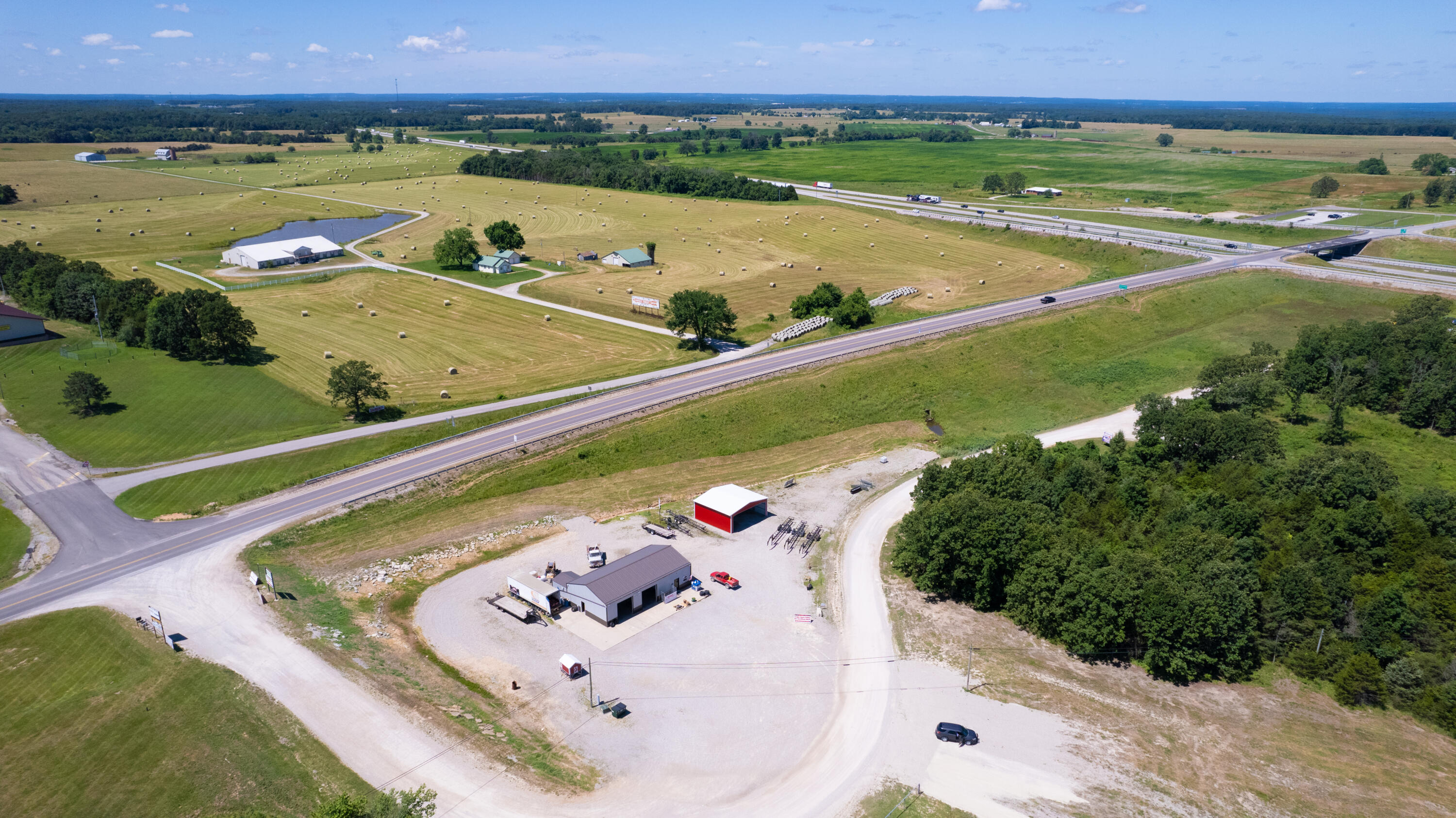 main property photo 0