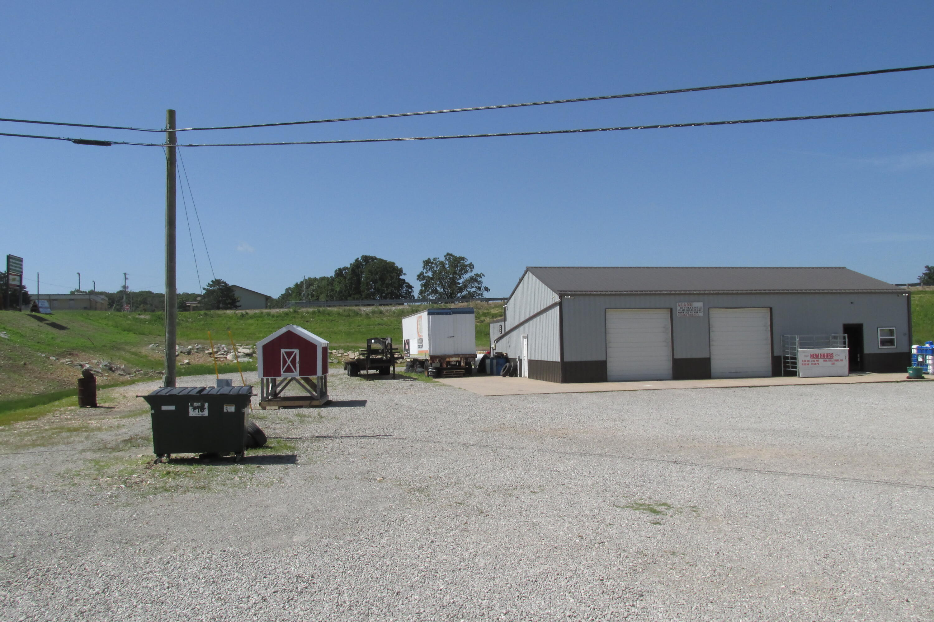main property photo 11