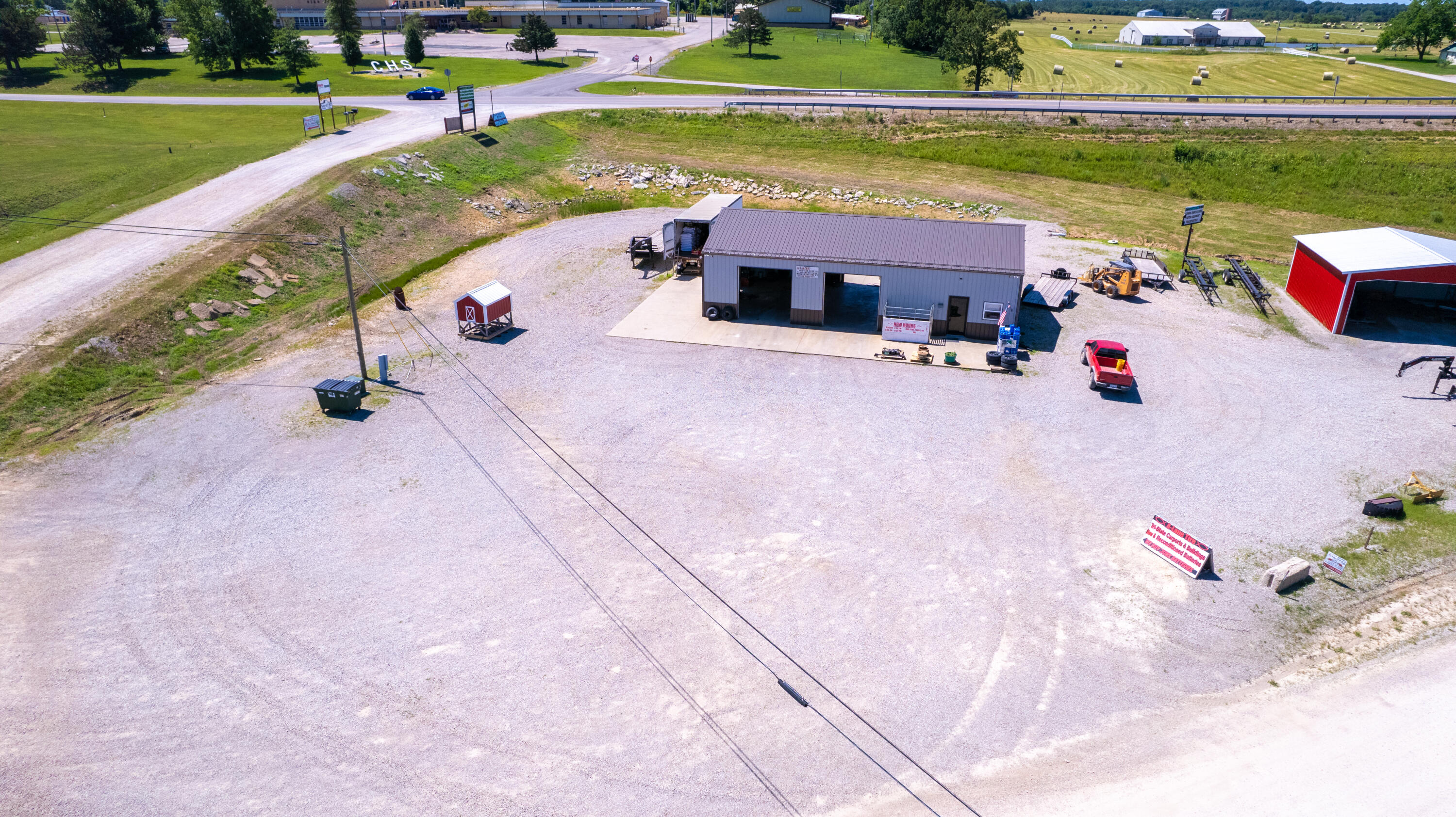 main property photo 8