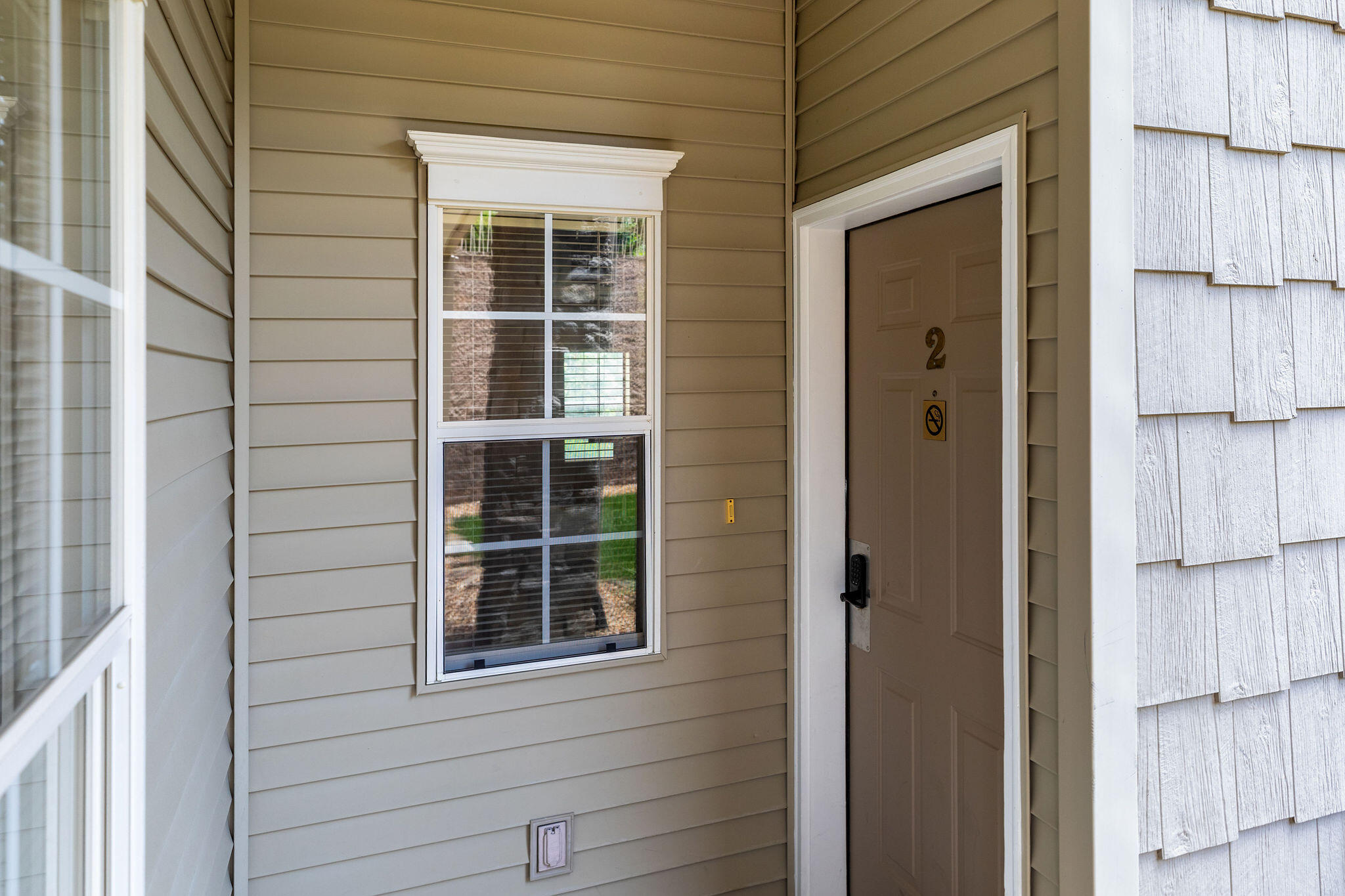 property viewer photo 3