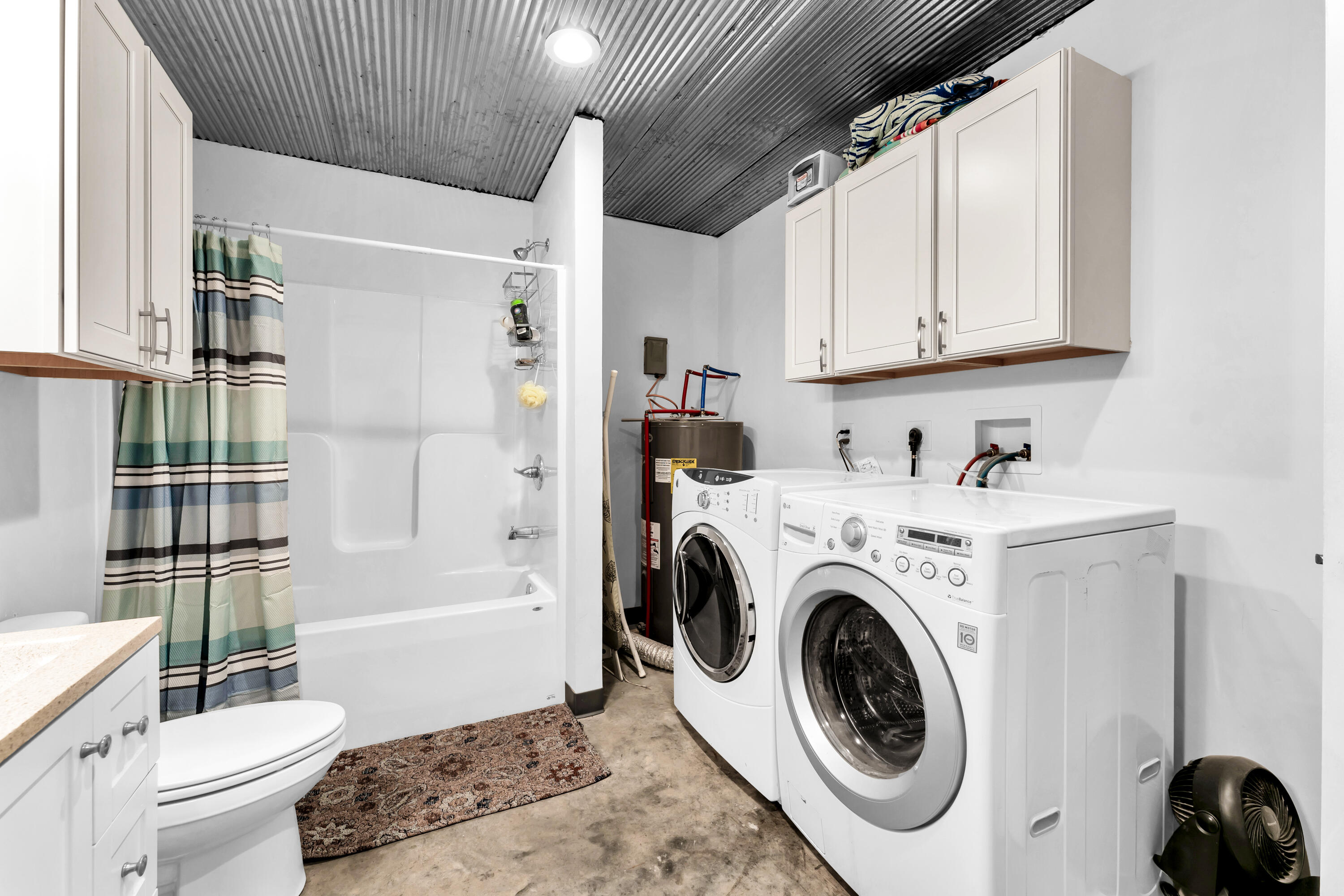 main property photo 67