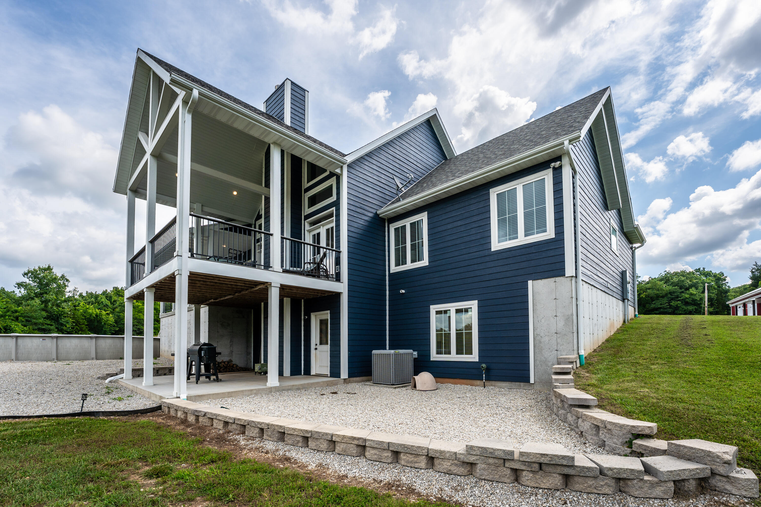 main property photo 77
