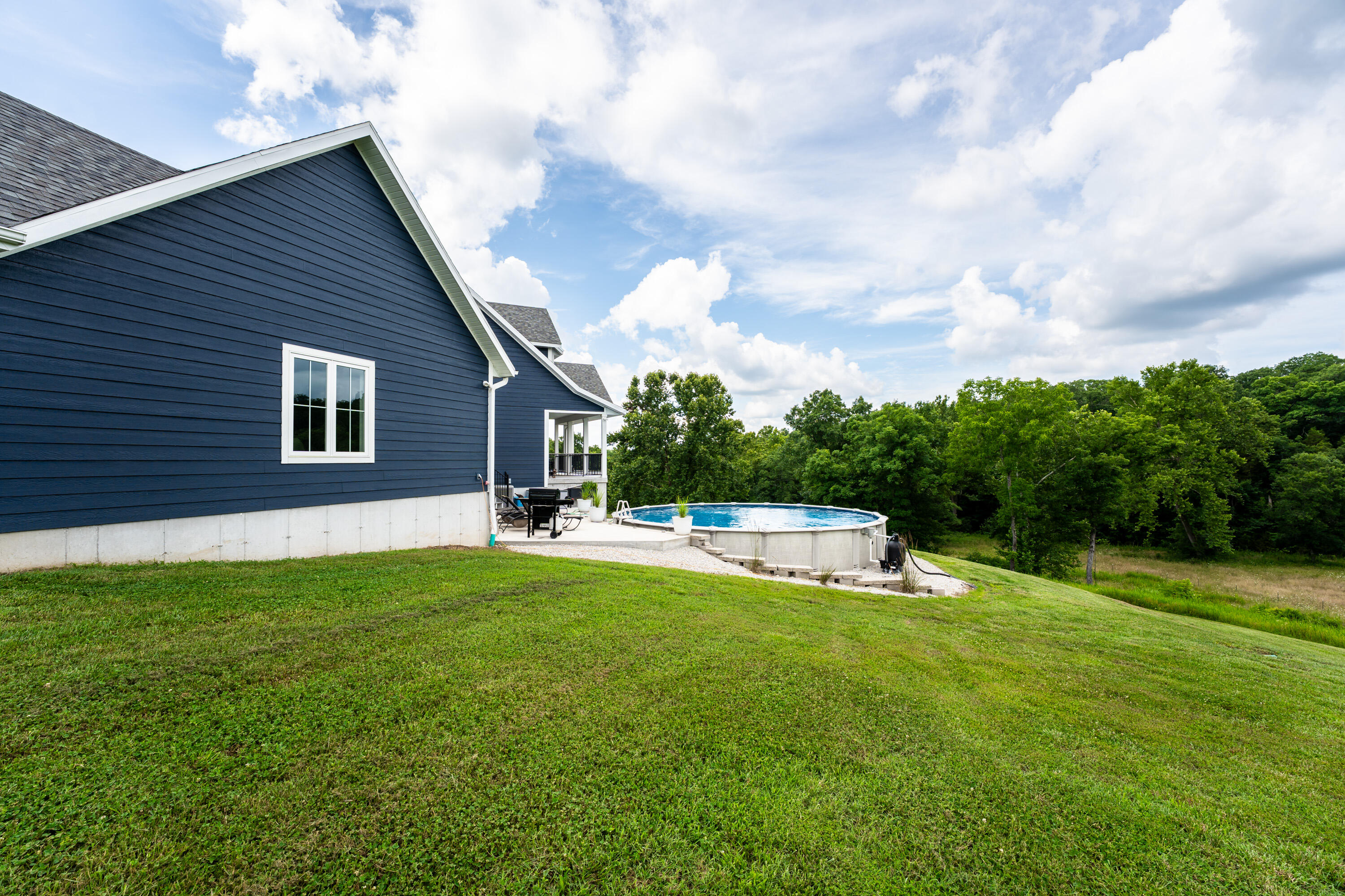main property photo 78
