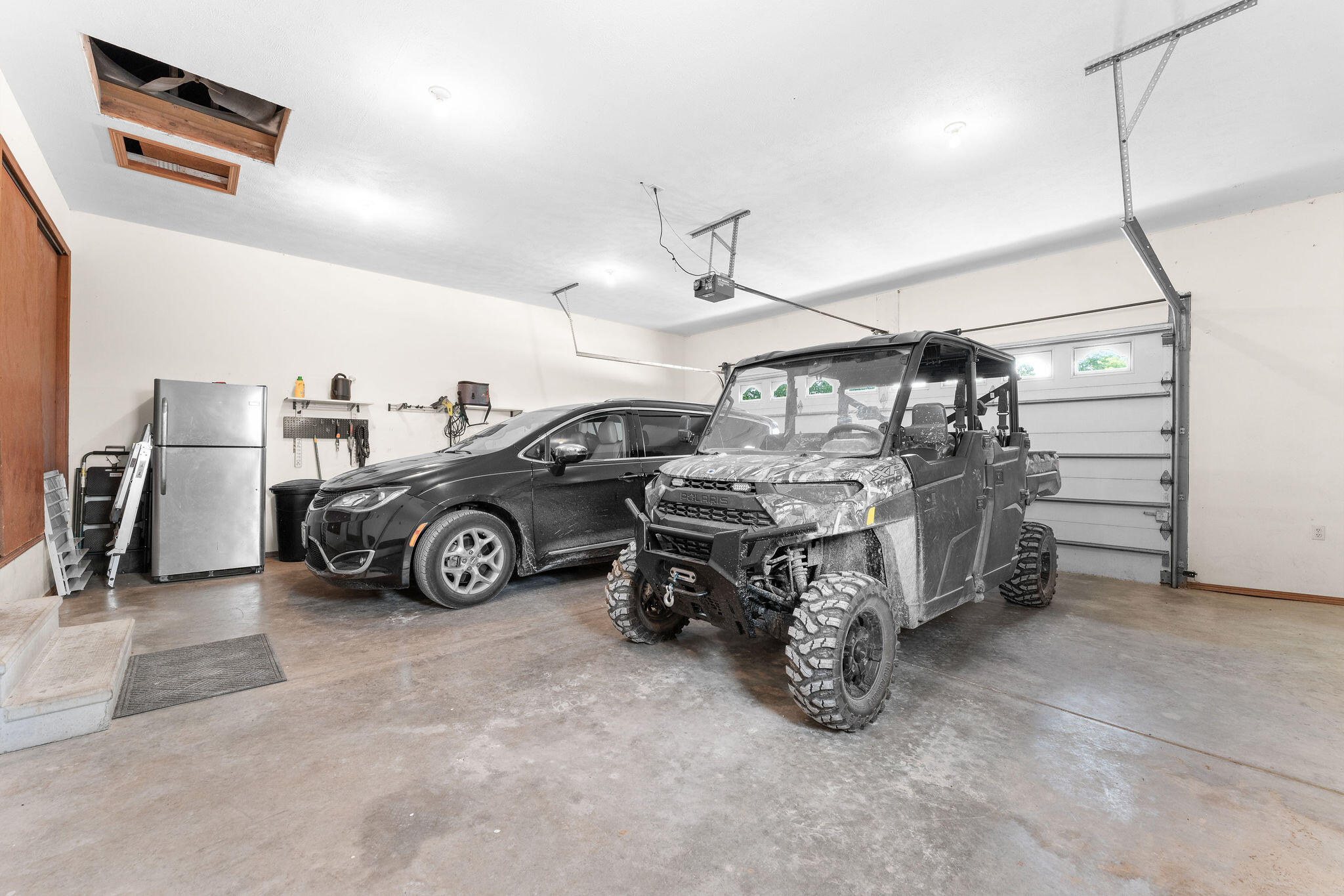 main property photo 73