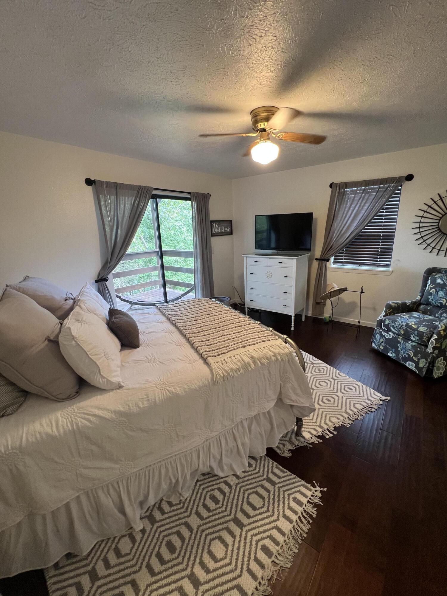 property viewer photo 14