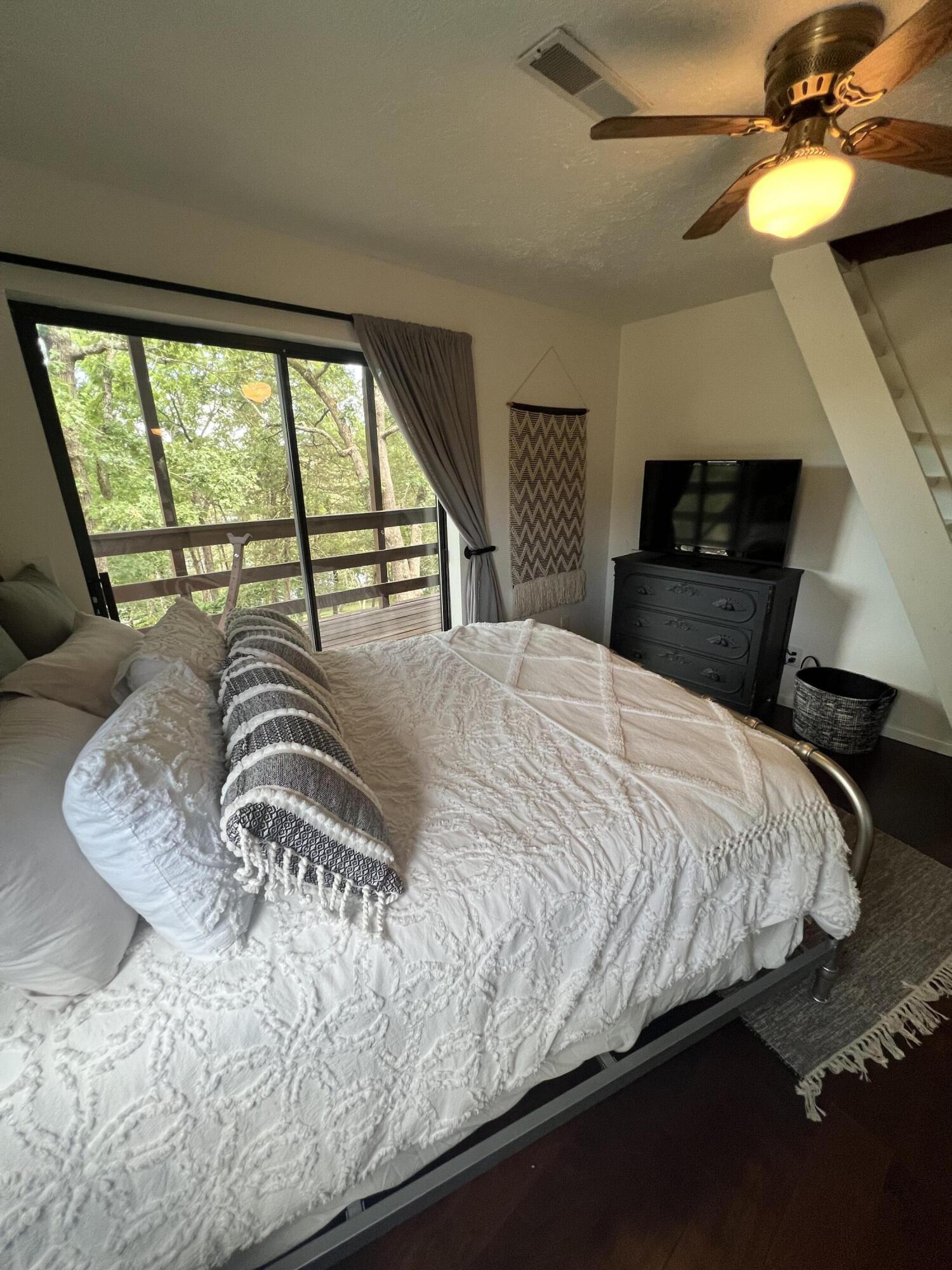 property viewer photo 17