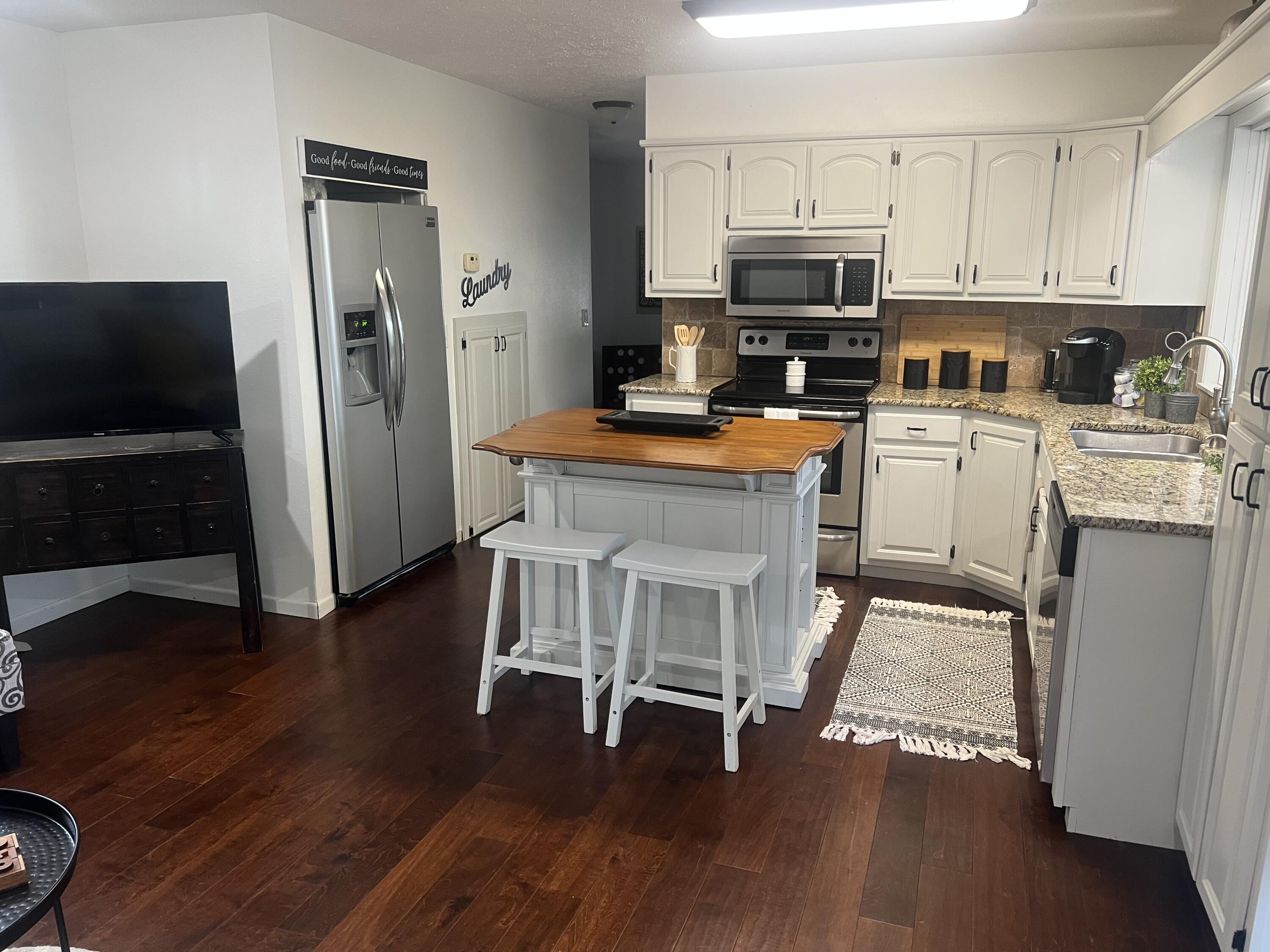 property viewer photo 6