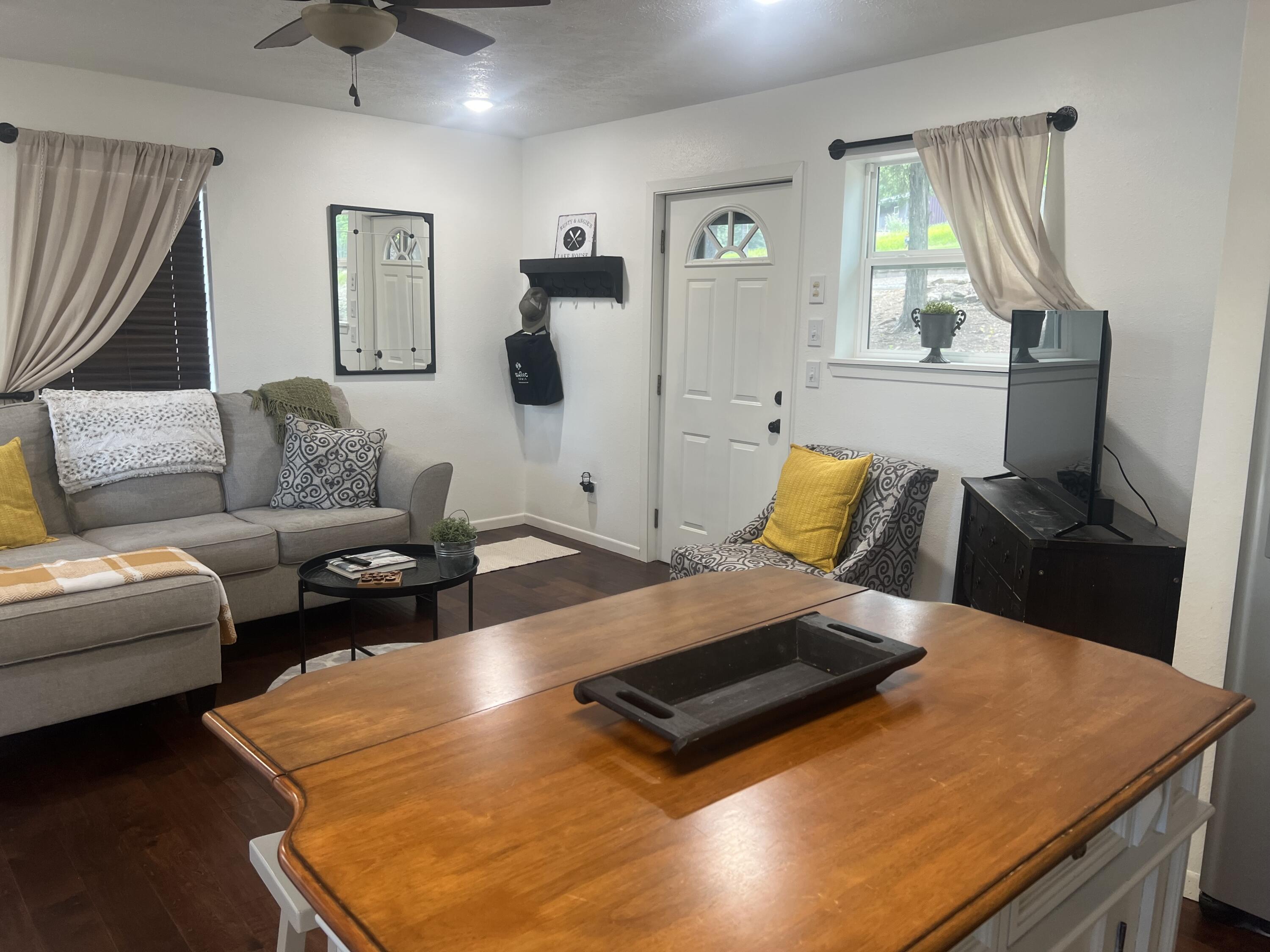 property viewer photo 9