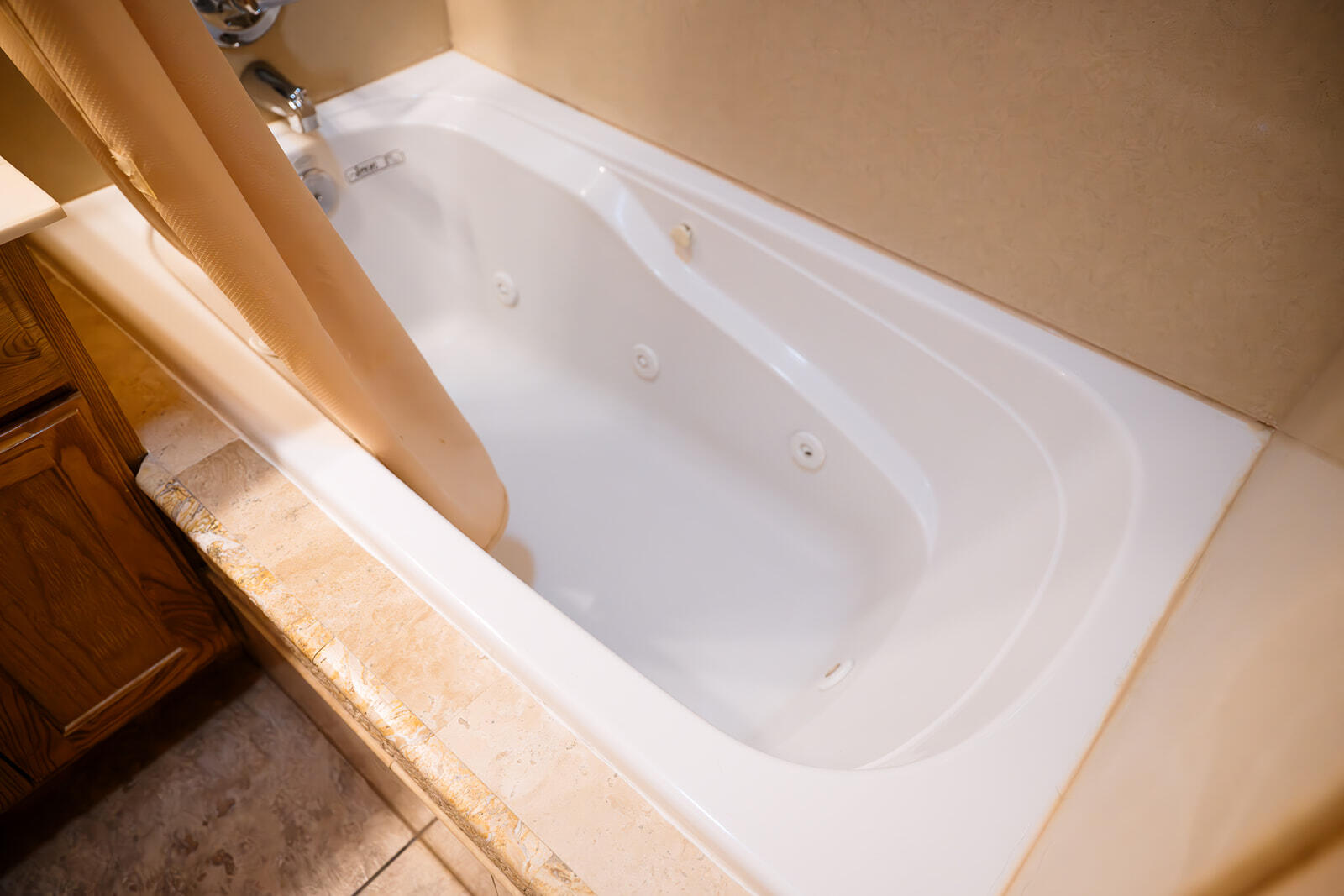 property viewer photo 33