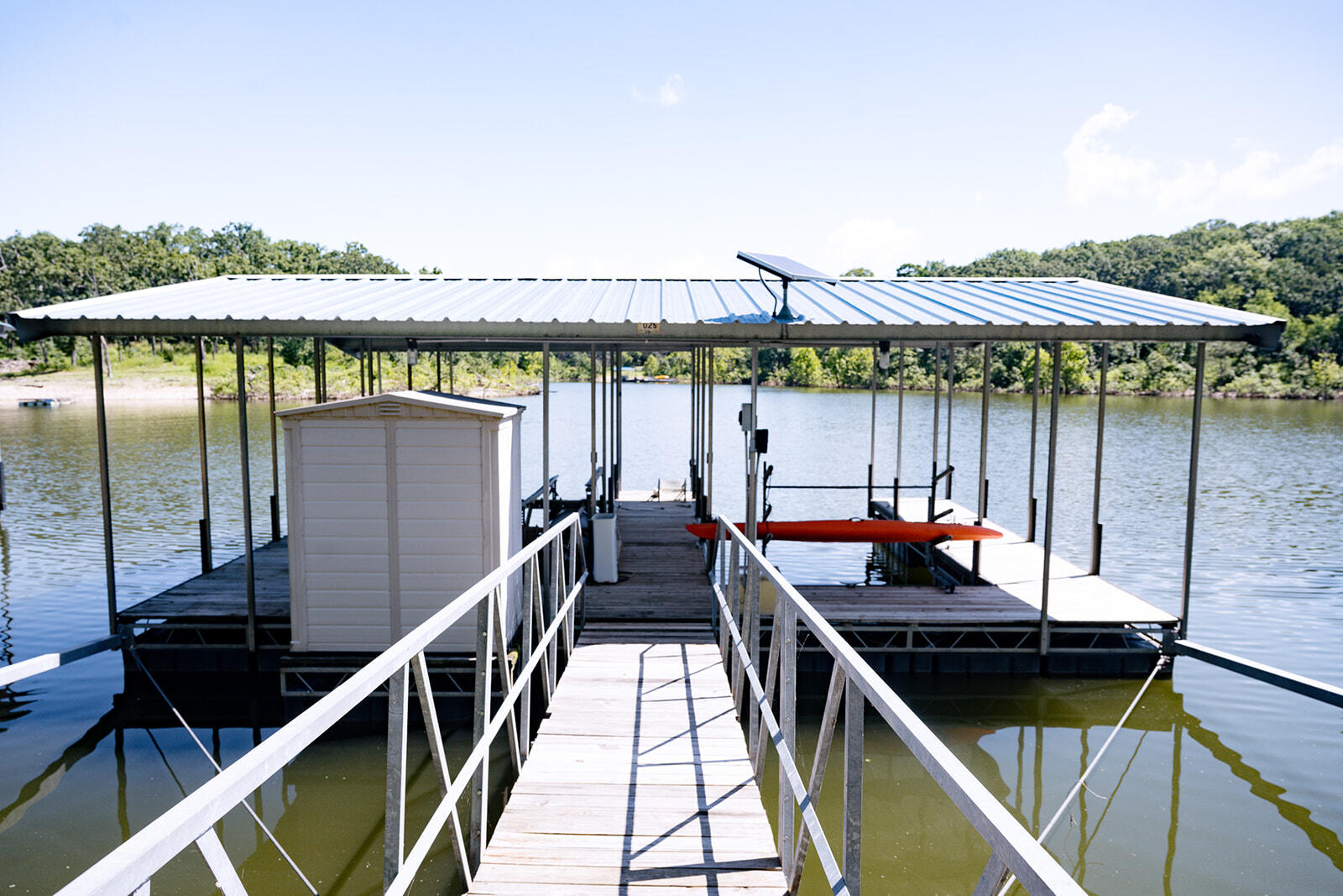 property viewer photo 7