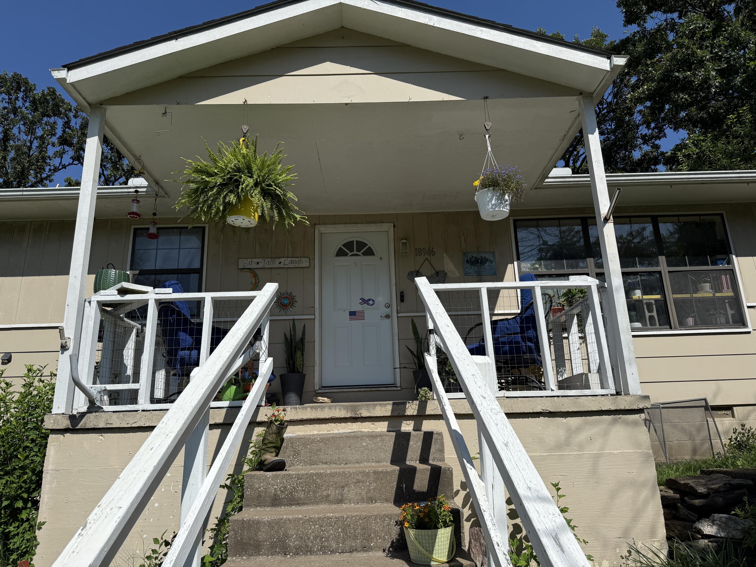 property viewer photo 1