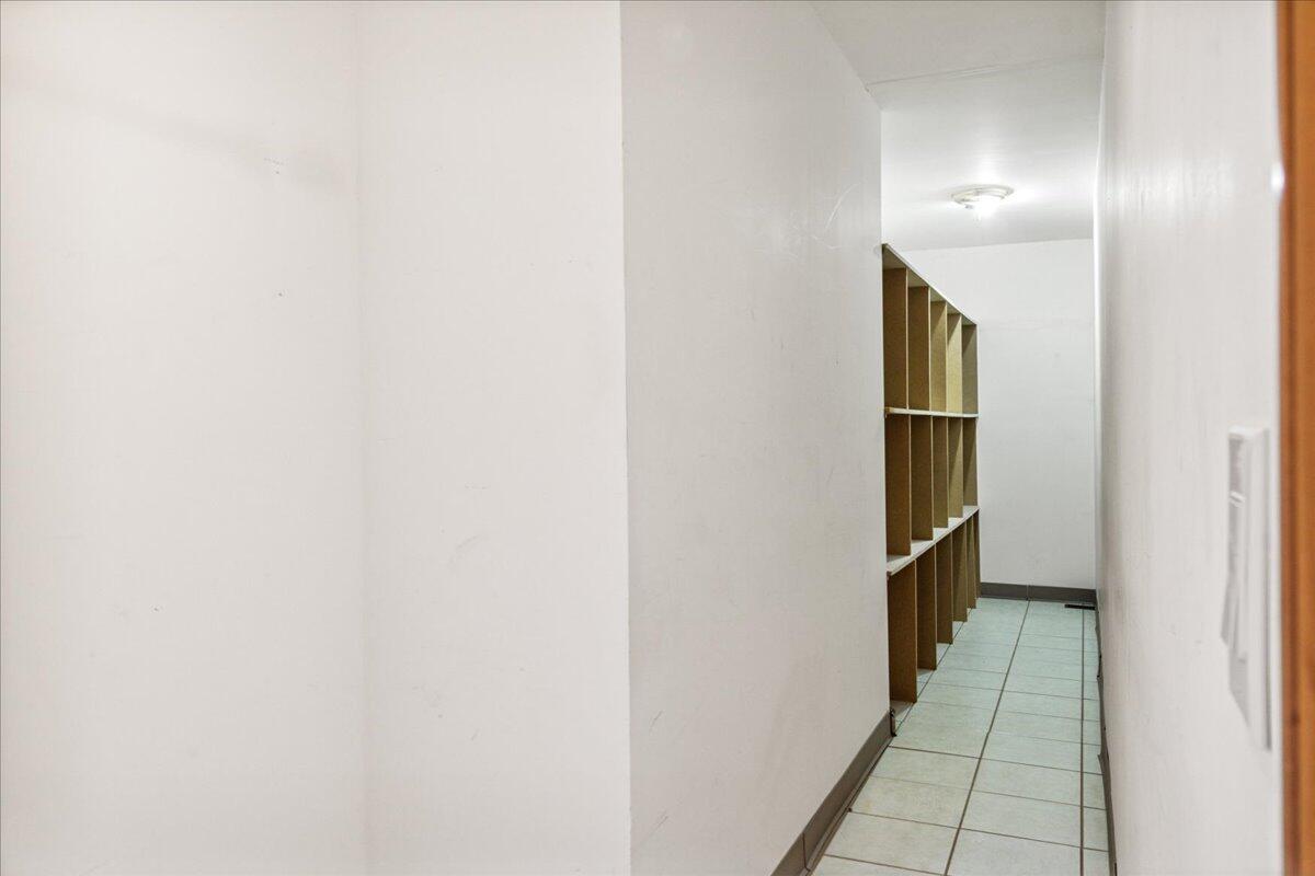 property viewer photo 19