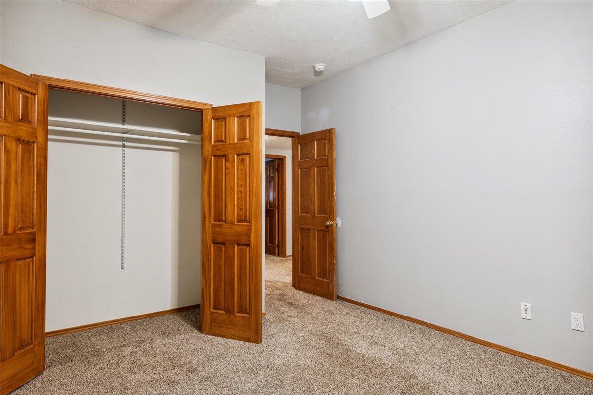 property viewer photo 36