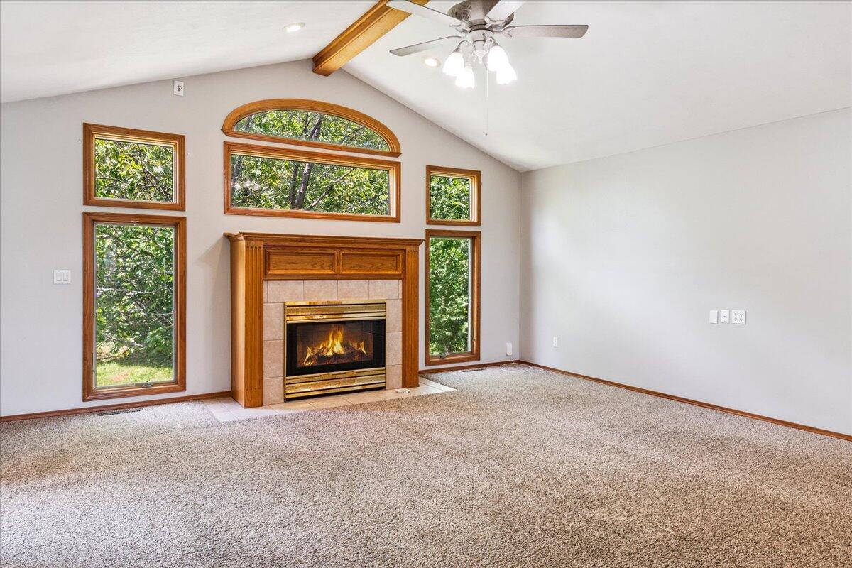 property viewer photo 5