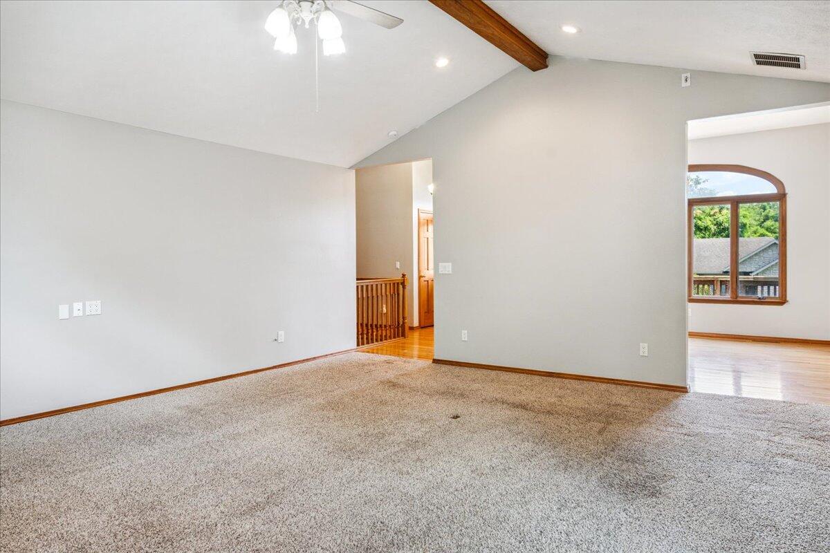 property viewer photo 8