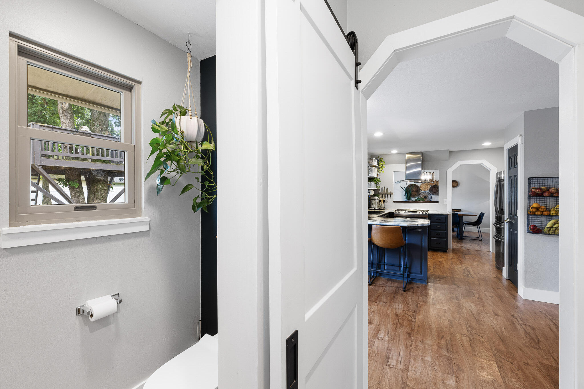 property viewer photo 16