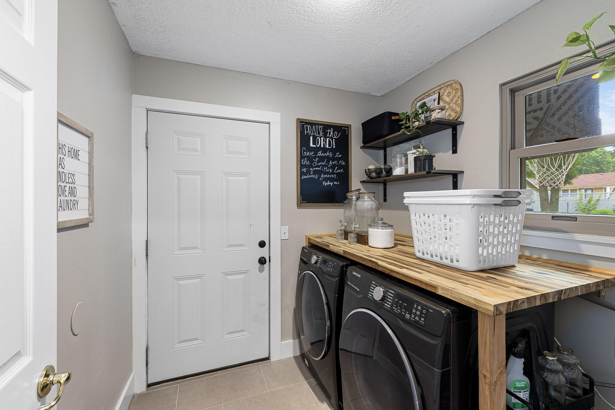 property viewer photo 17