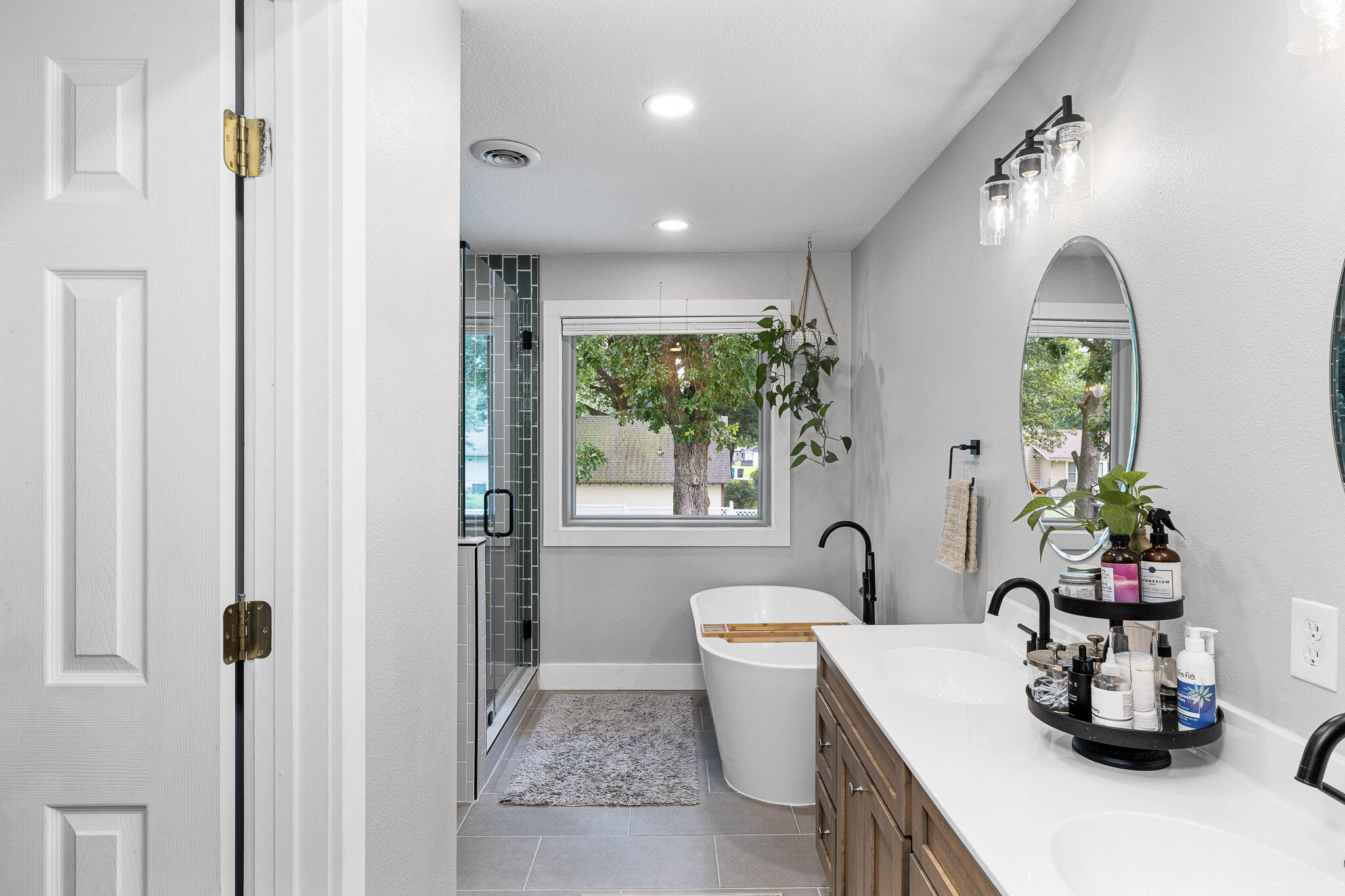 property viewer photo 20