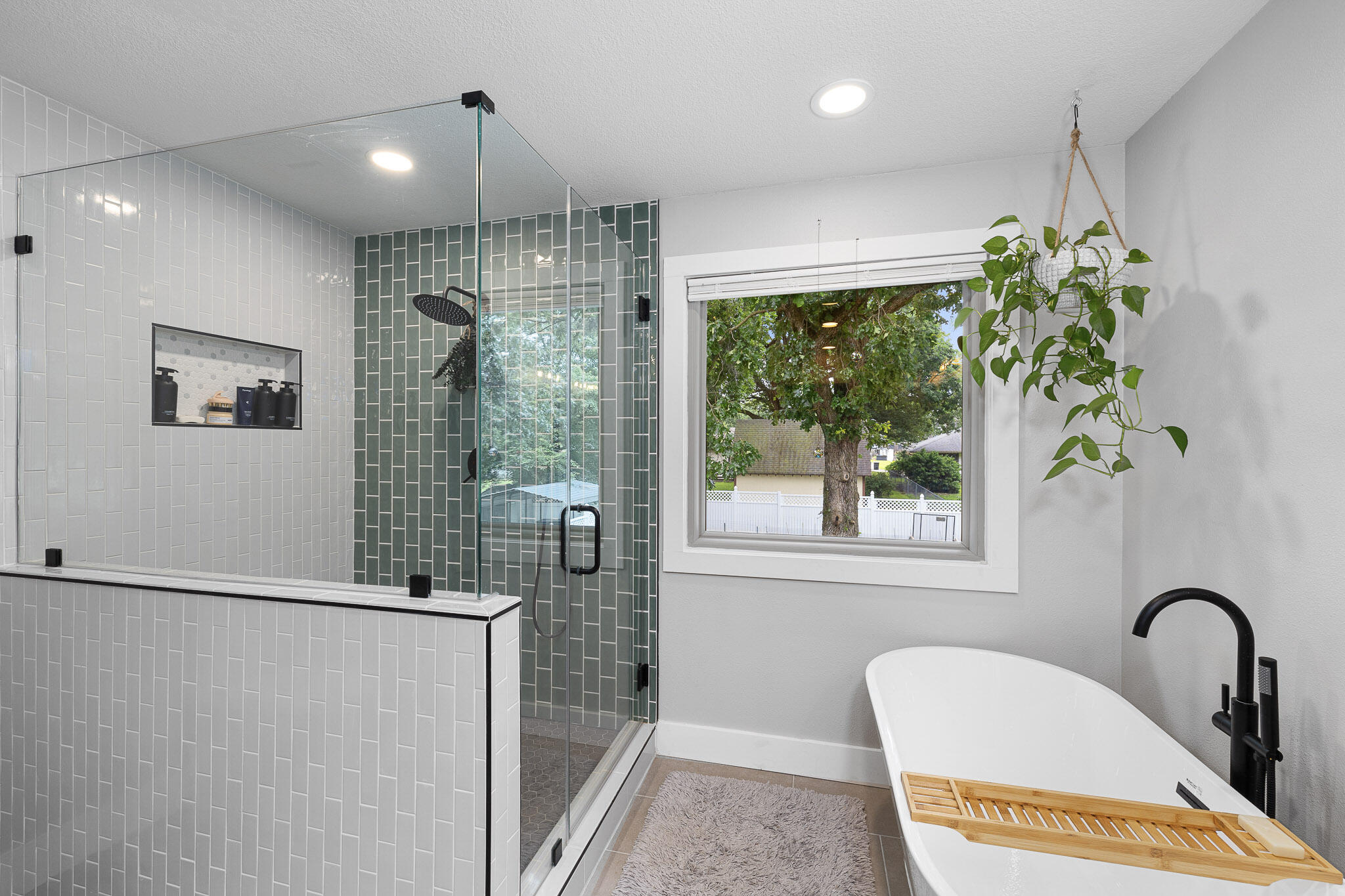 property viewer photo 22