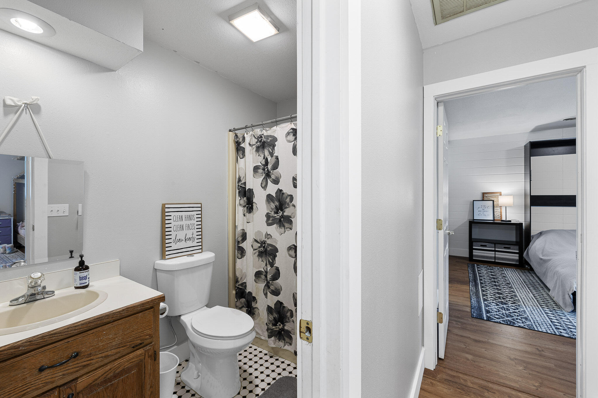 property viewer photo 31