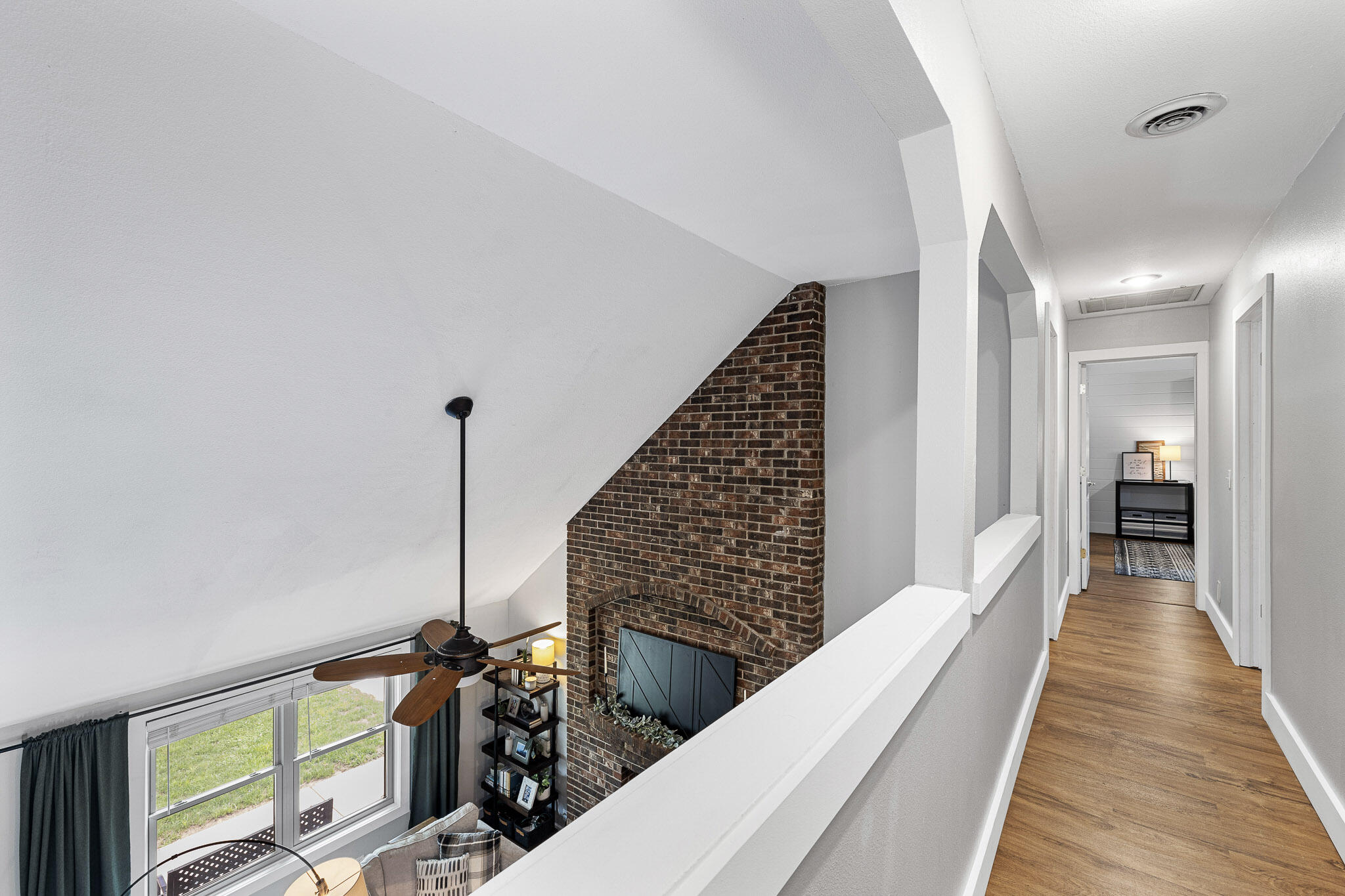 property viewer photo 4