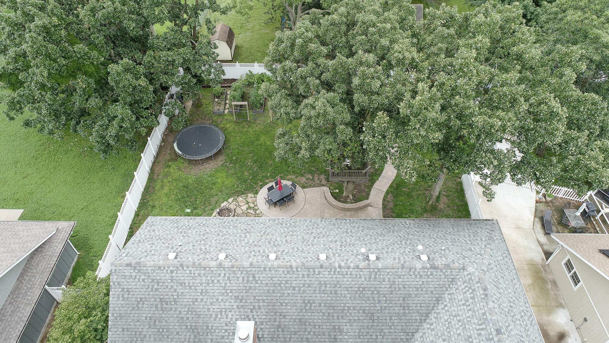 property viewer photo 44