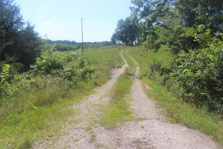 main property photo 16