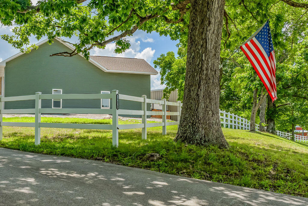 main property photo 75