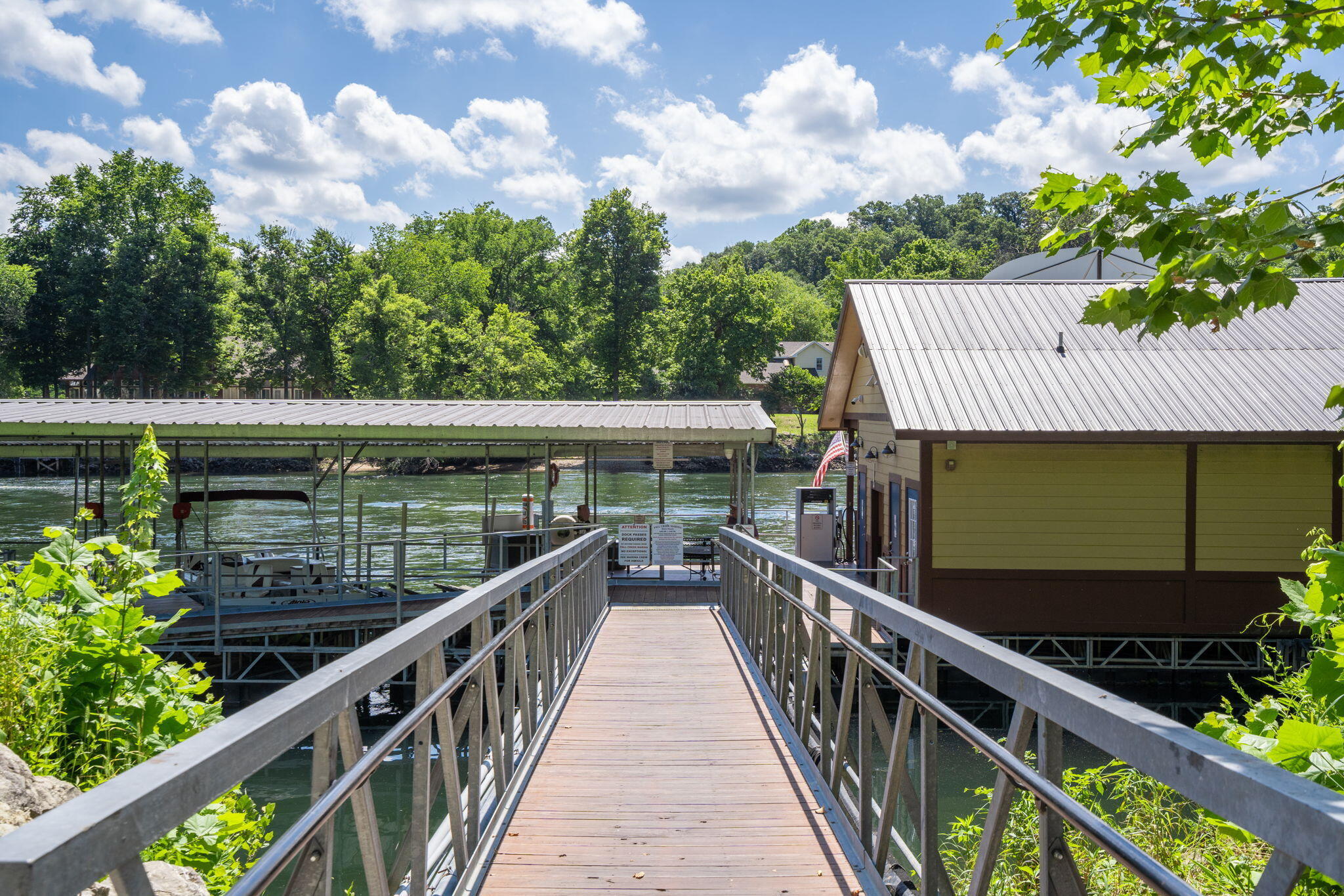 main property photo 46