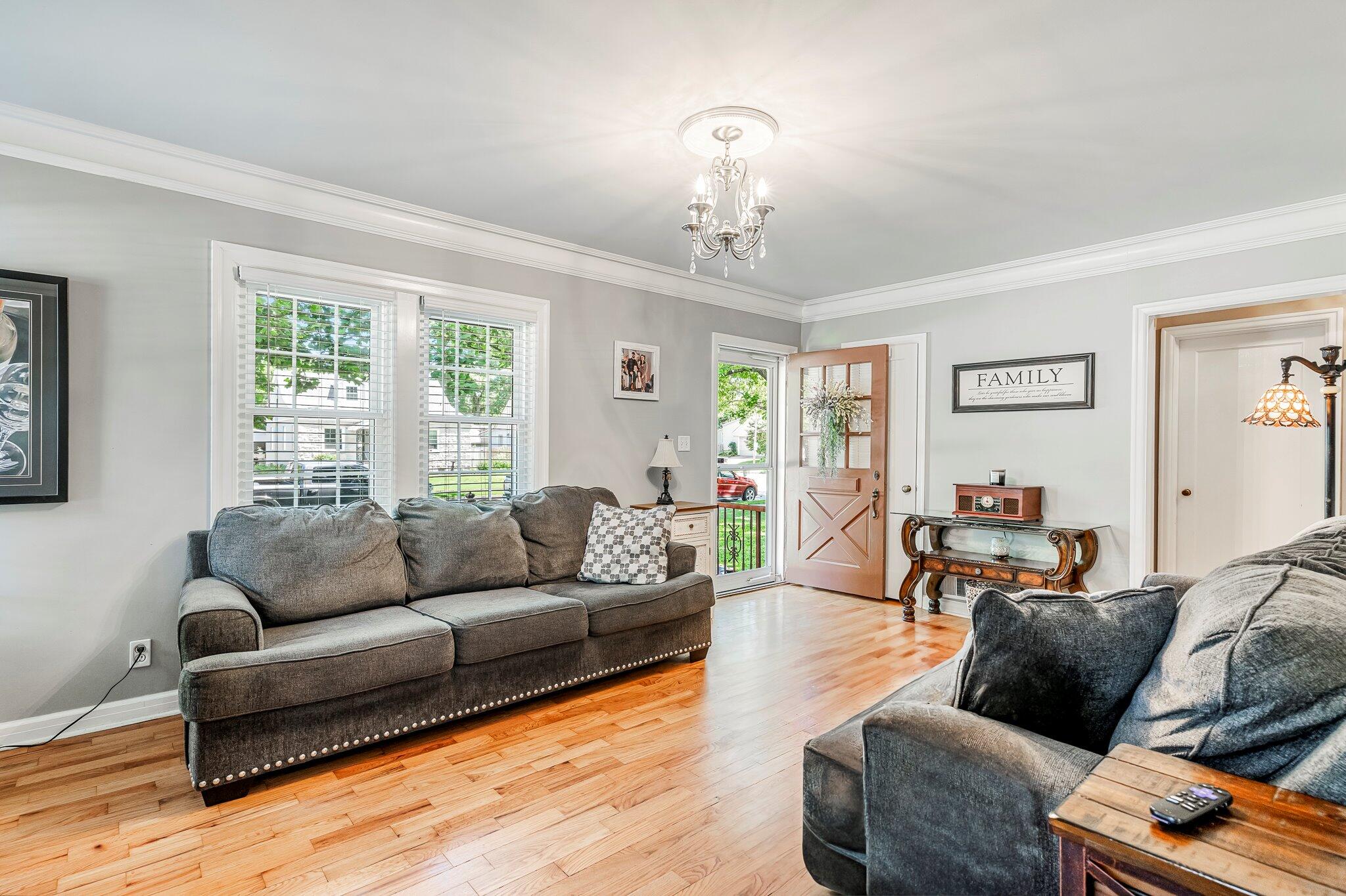 property viewer photo 6