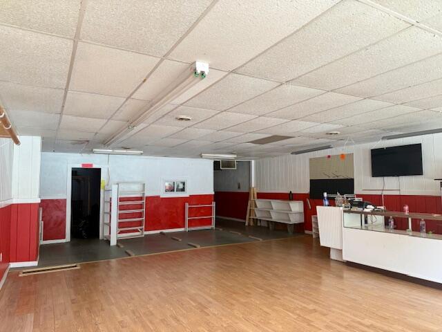 main property photo 9