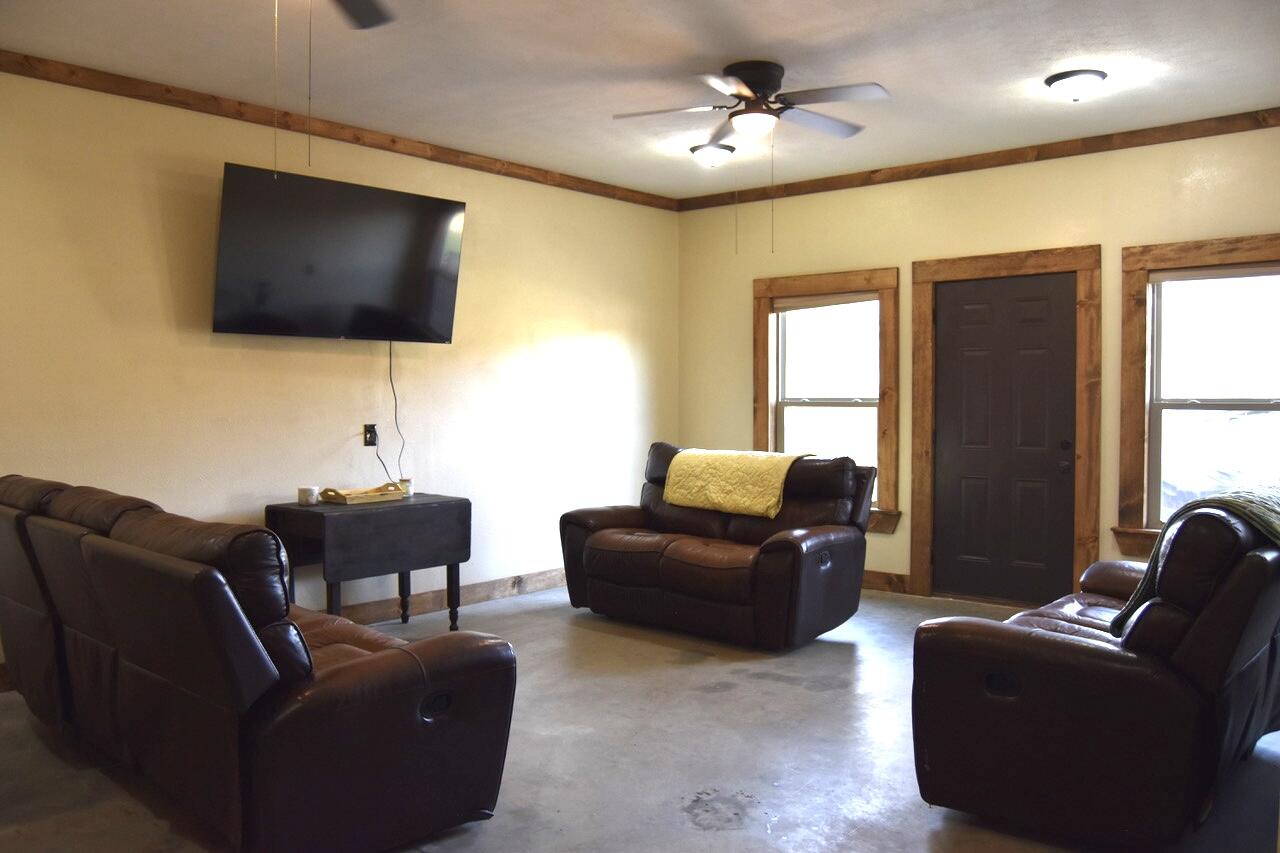 main property photo 27