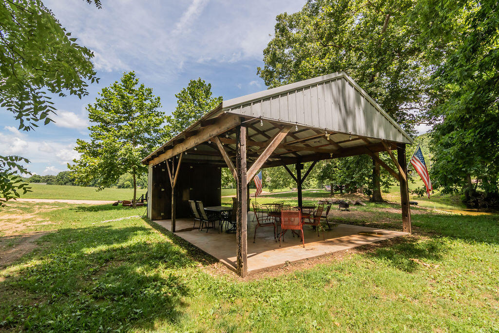 main property photo 50