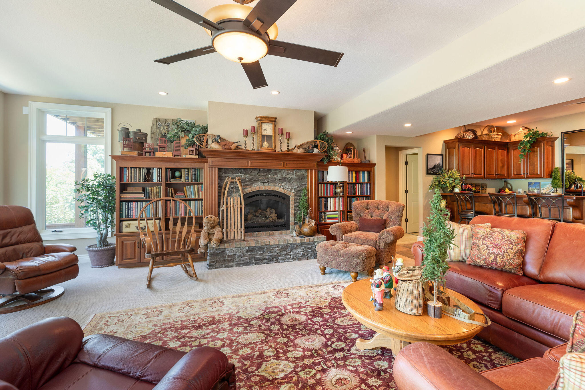 property viewer photo 38