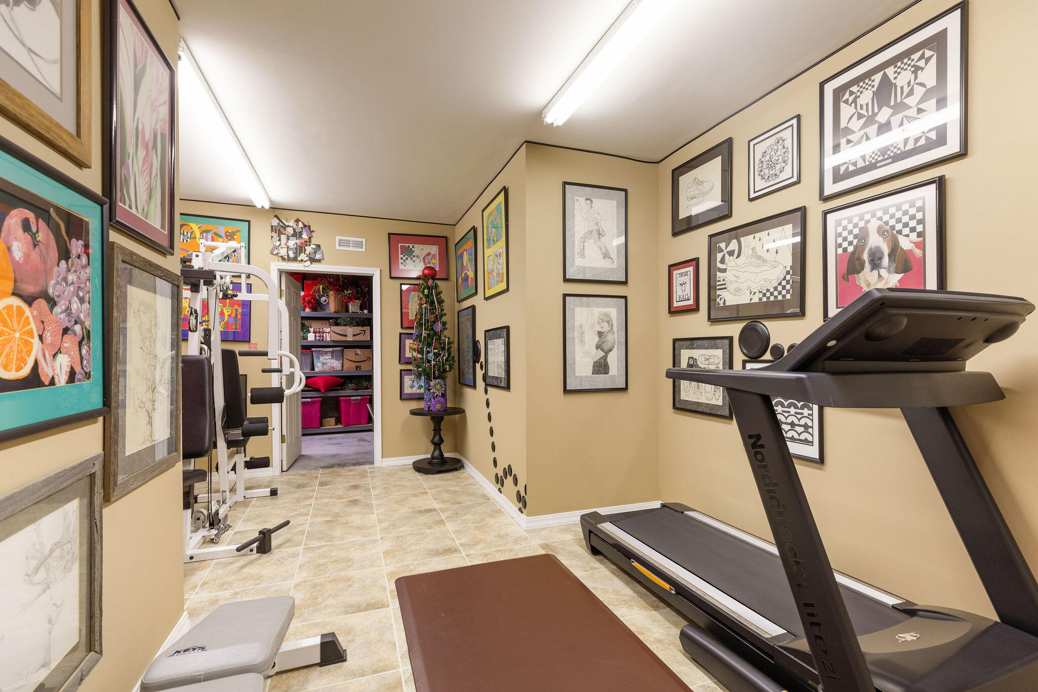 property viewer photo 45