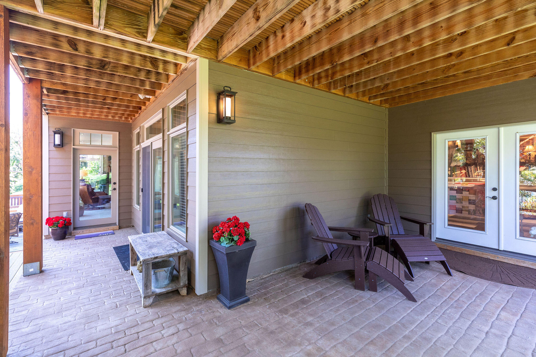 property viewer photo 57