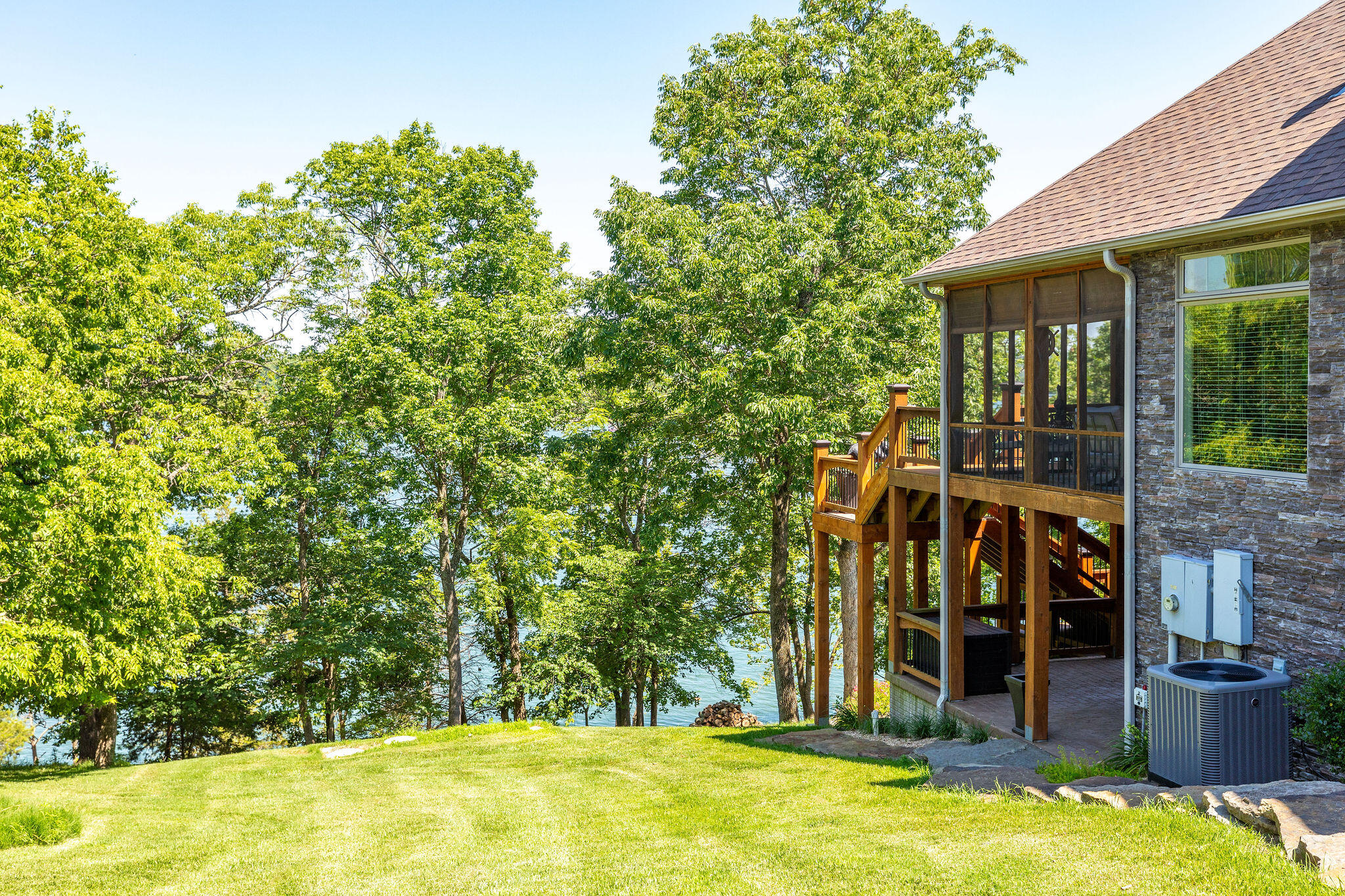 property viewer photo 61