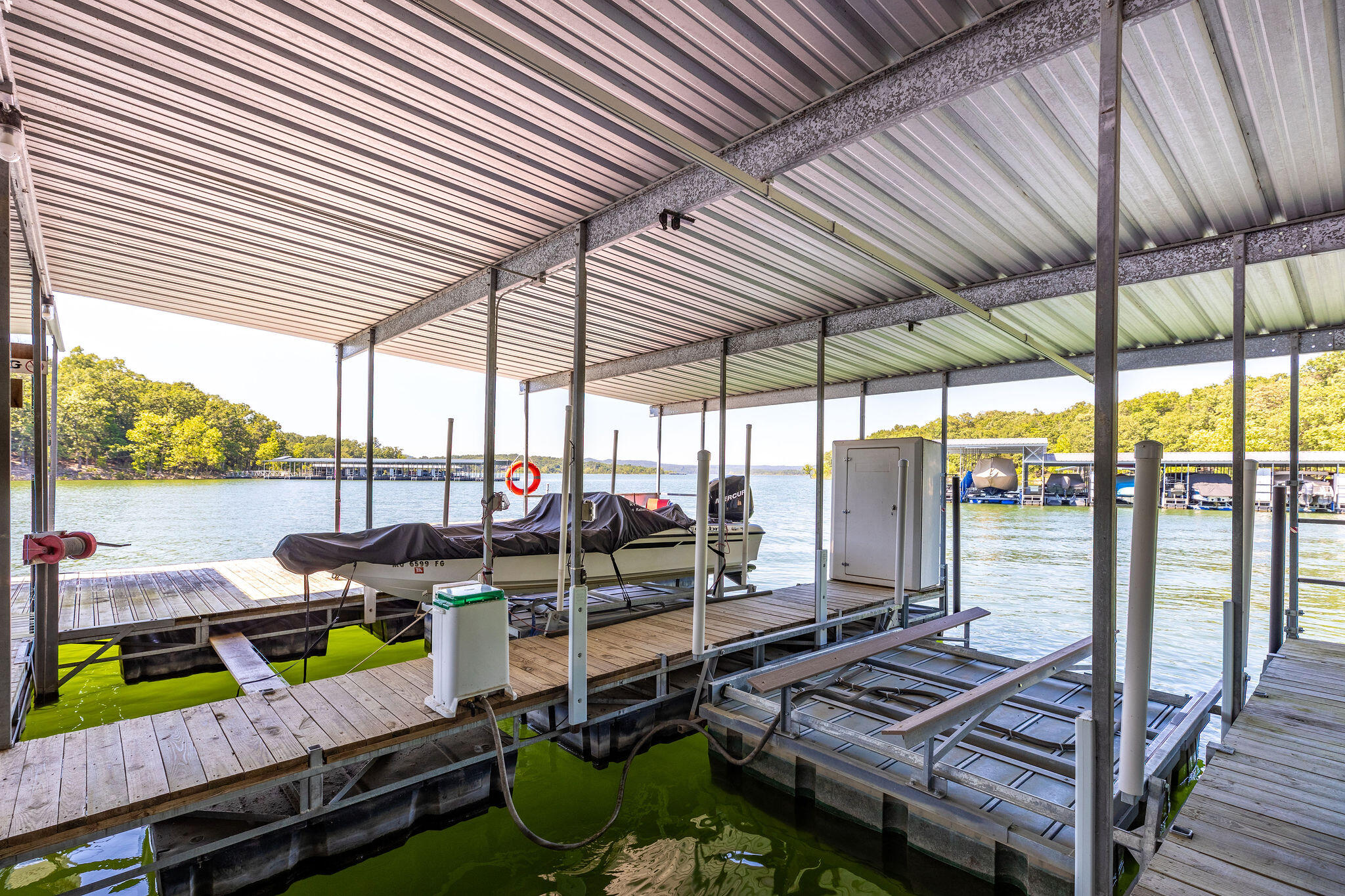 property viewer photo 64