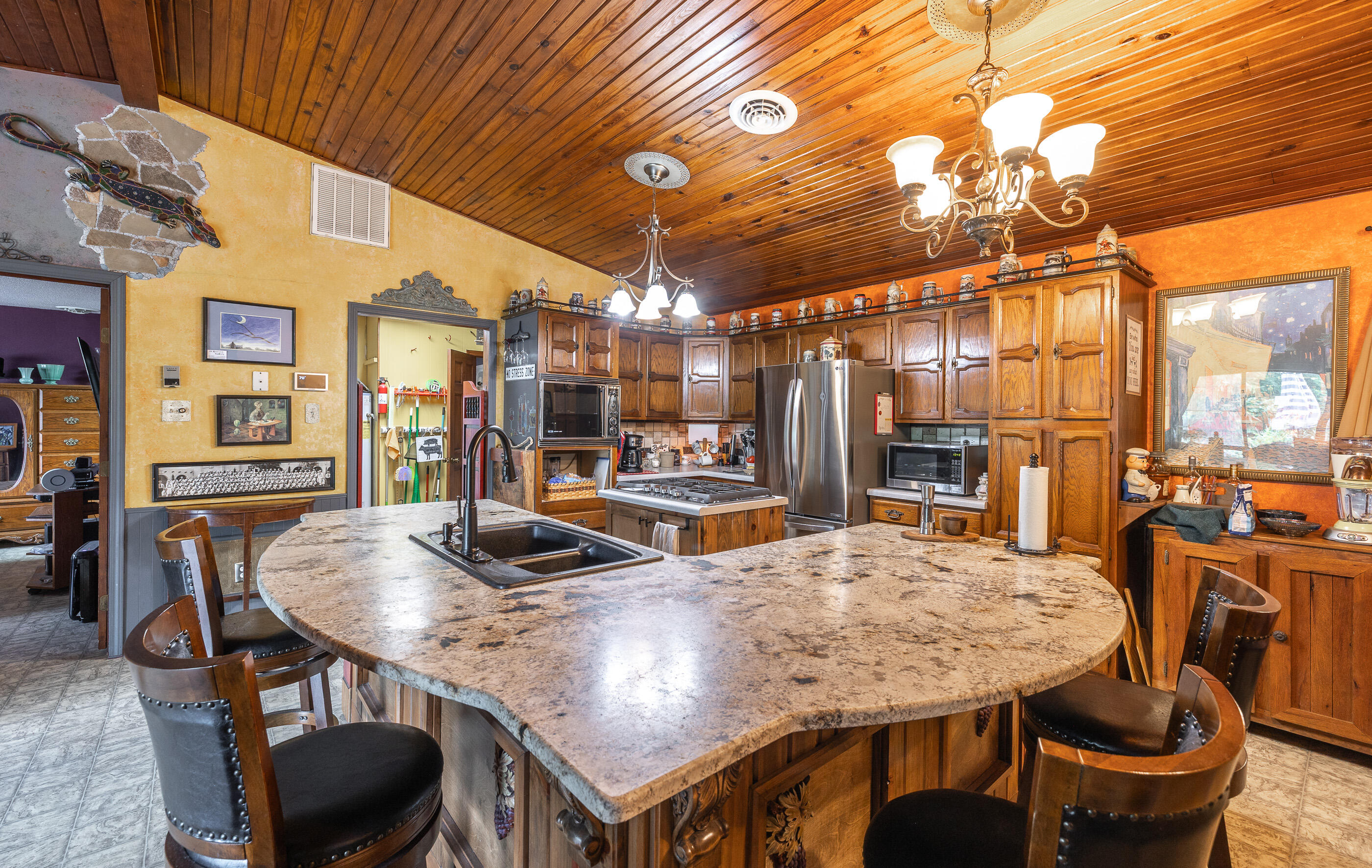 property viewer photo 19