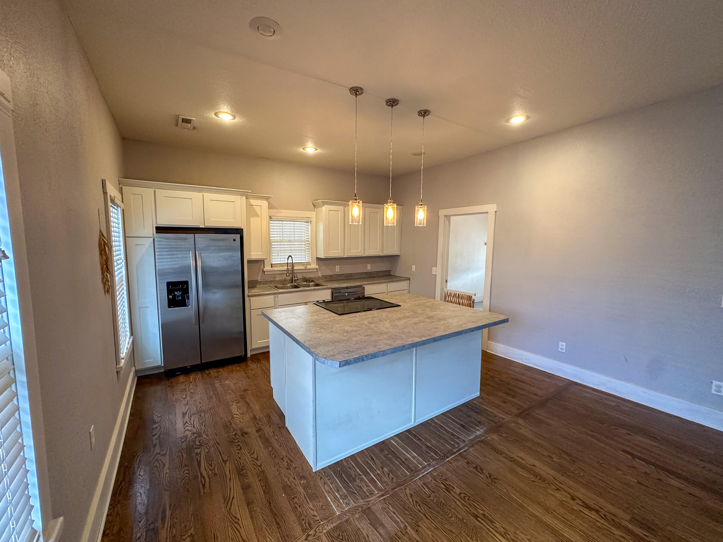 property viewer photo 12