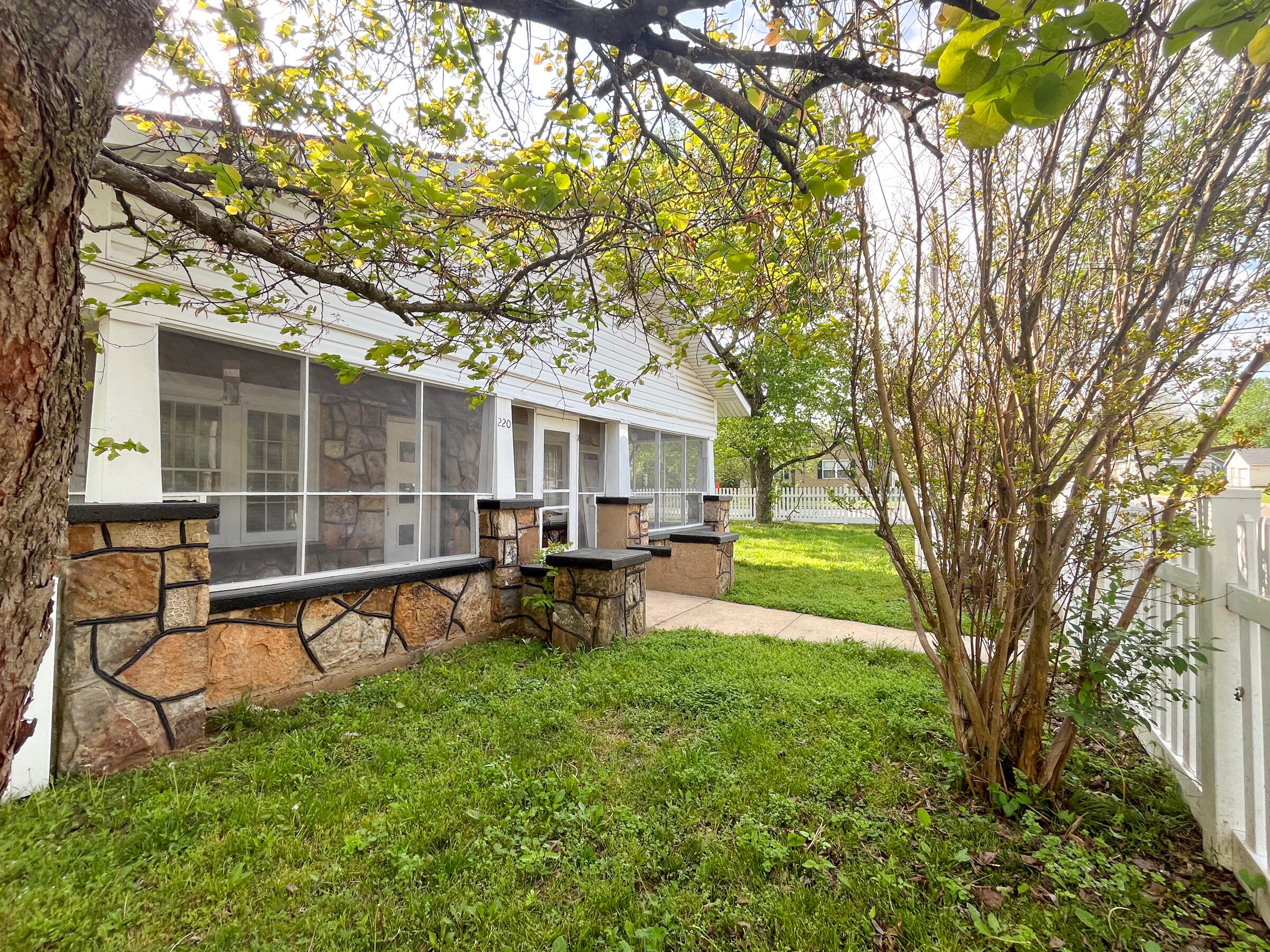 property viewer photo 24