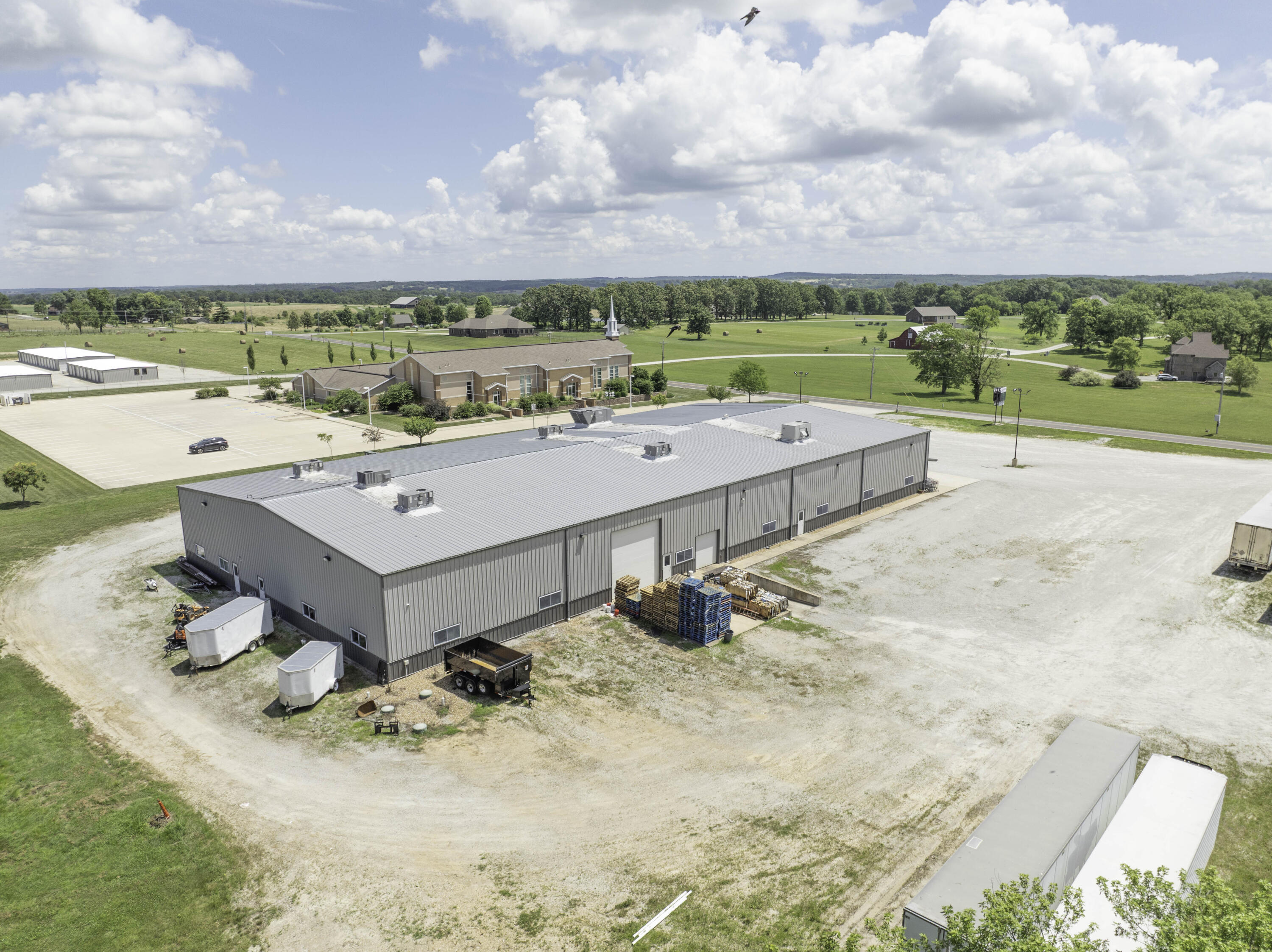 main property photo 5
