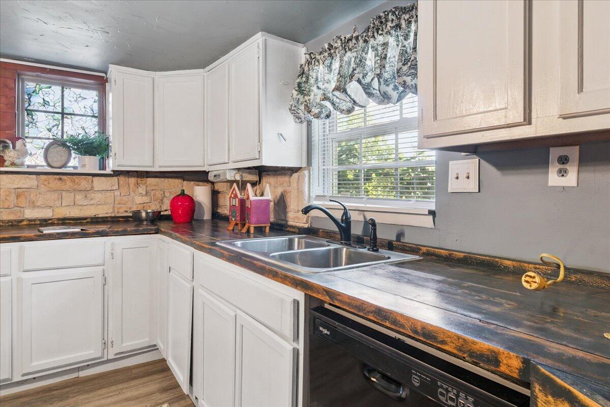 property viewer photo 10